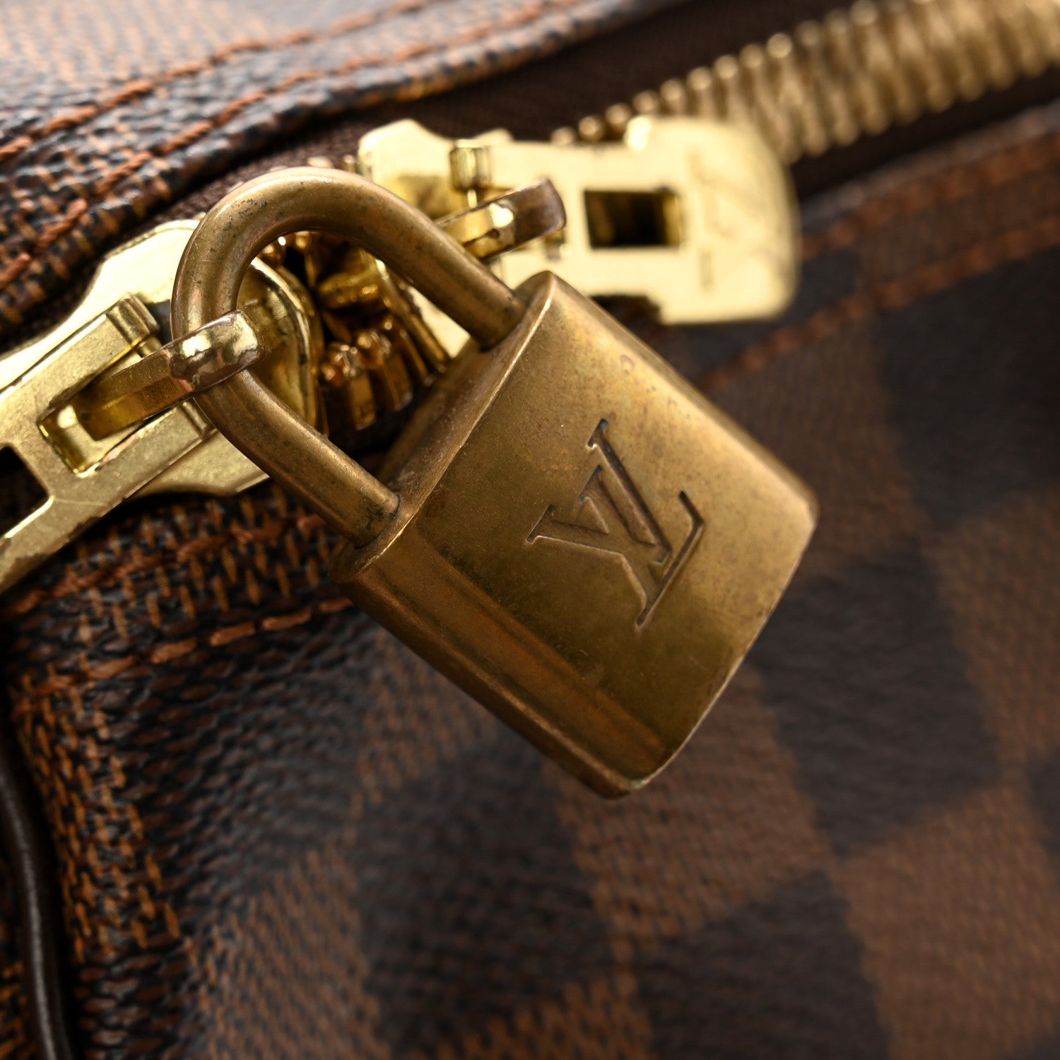 Louis Vuitton Damier Ebene Keepall Bandouliere 55 12 of 16