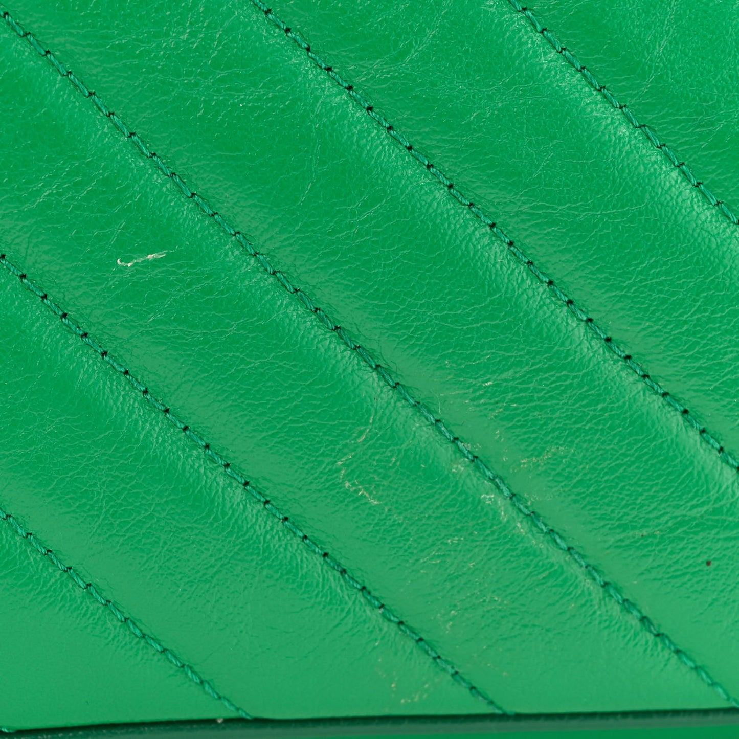 Azalea Calfskin Enamel Matelasse Diagonal Small Torchon GG Marmont Shoulder Bag New Shamarock Emerald