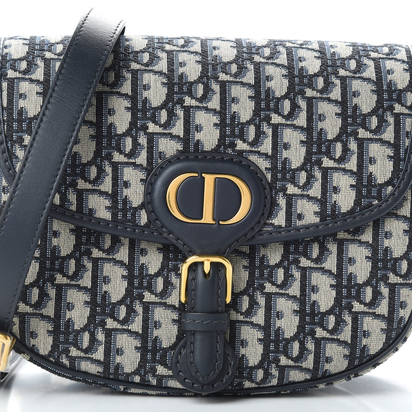 Oblique Medium Bobby Flap Blue