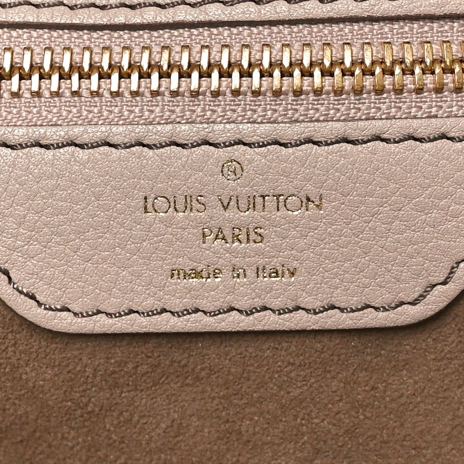 Louis Vuitton Mahina XL Coquille 6 of 9