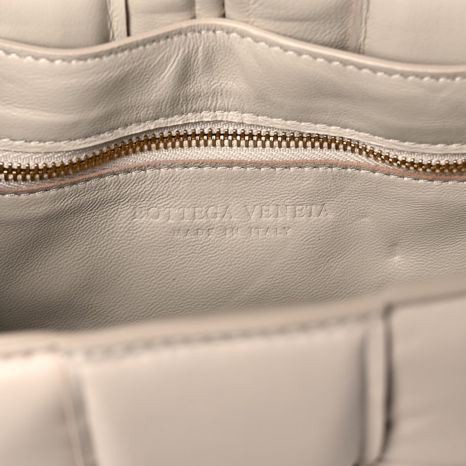 Bottega Veneta Nappa Maxi Intreccio Padded Cassette Crossbody Bag Plaster 6 of 13