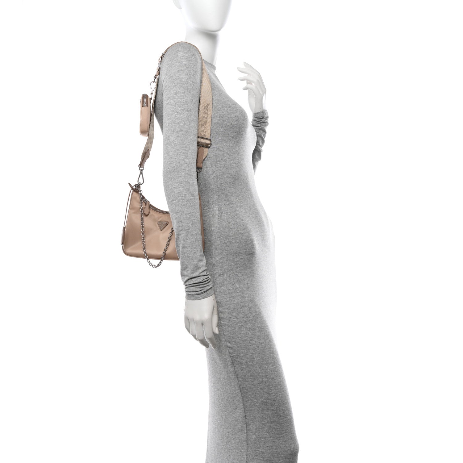 Prada Saffiano Lux Re-Edition 2005 Shoulder Bag Cammeo 2 of 11