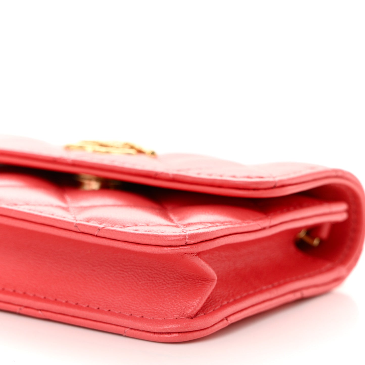 Shiny Lambskin Quilted Card Holder On Chain Pink
