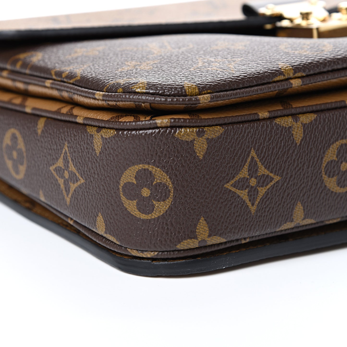 Reverse Monogram Pochette Metis