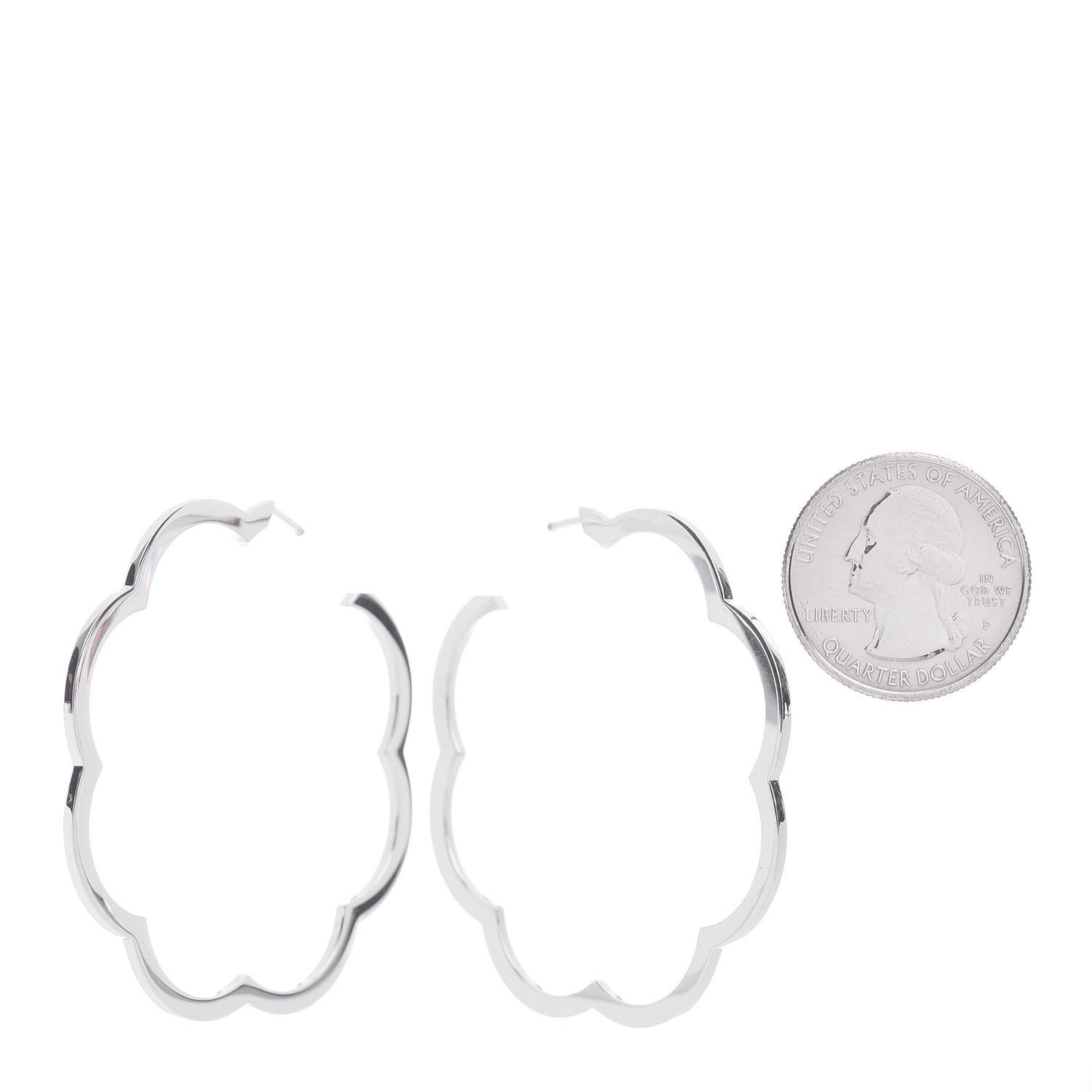 18K White Gold Large Profil de Camelia Hoop Earrings