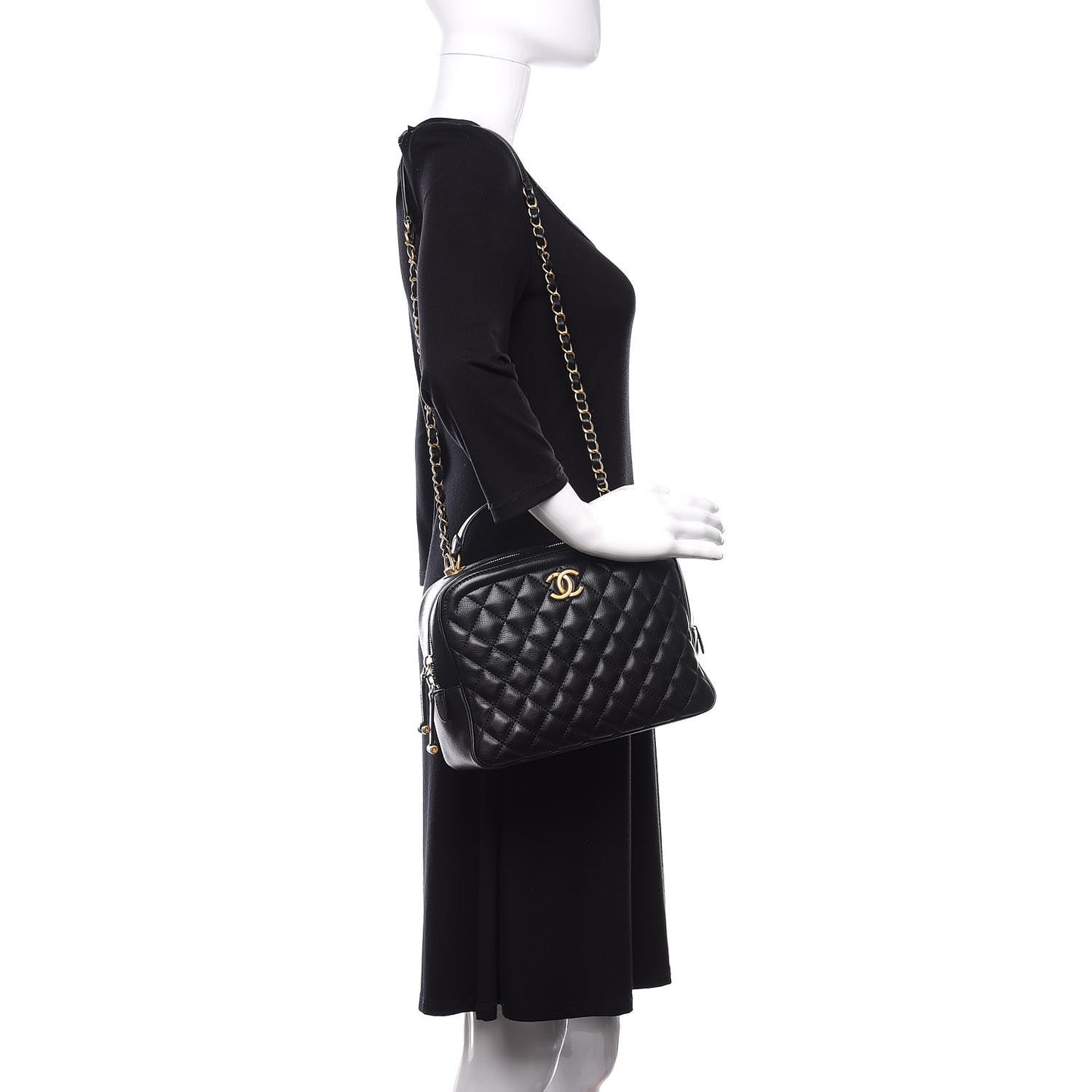 Calfskin Quilted CC Medium Vanity Case Black