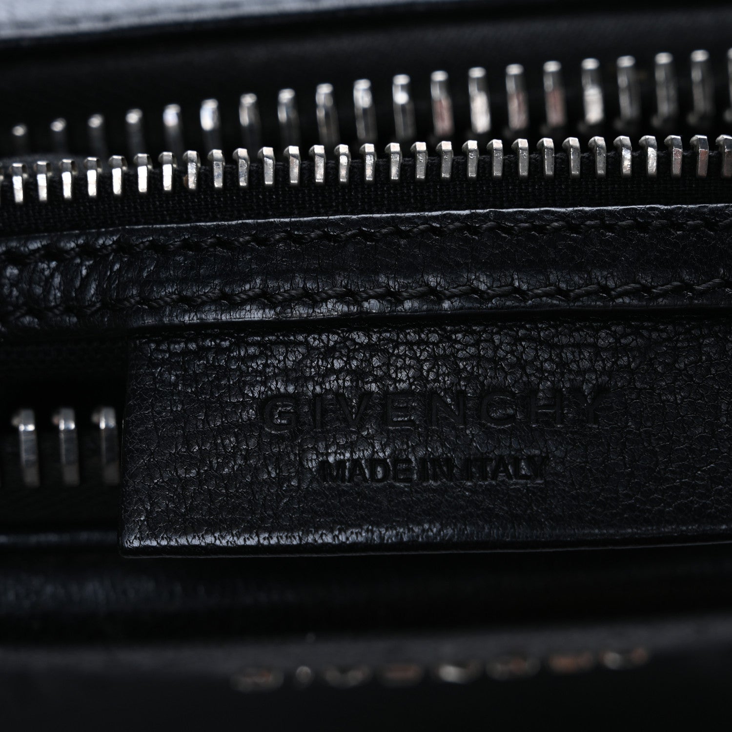 Givenchy Sugar Goatskin Small Antigona Black 6 of 17