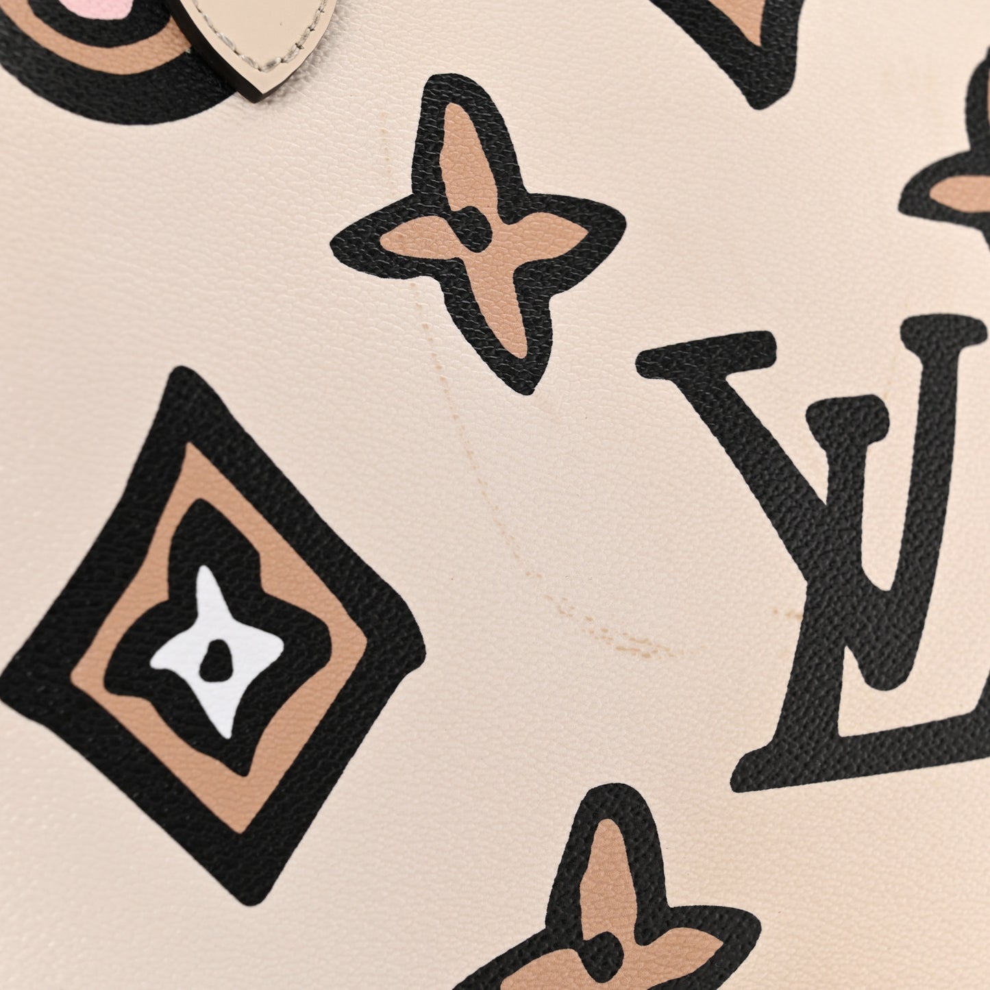 Monogram Giant Wild at Heart Neverfull MM Creme