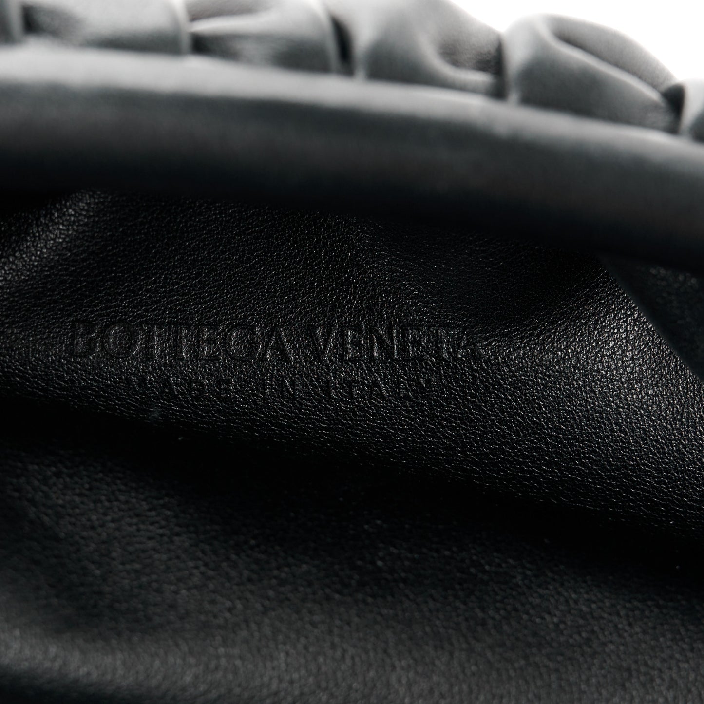 Smooth Butter Calf Teen Pouch Black