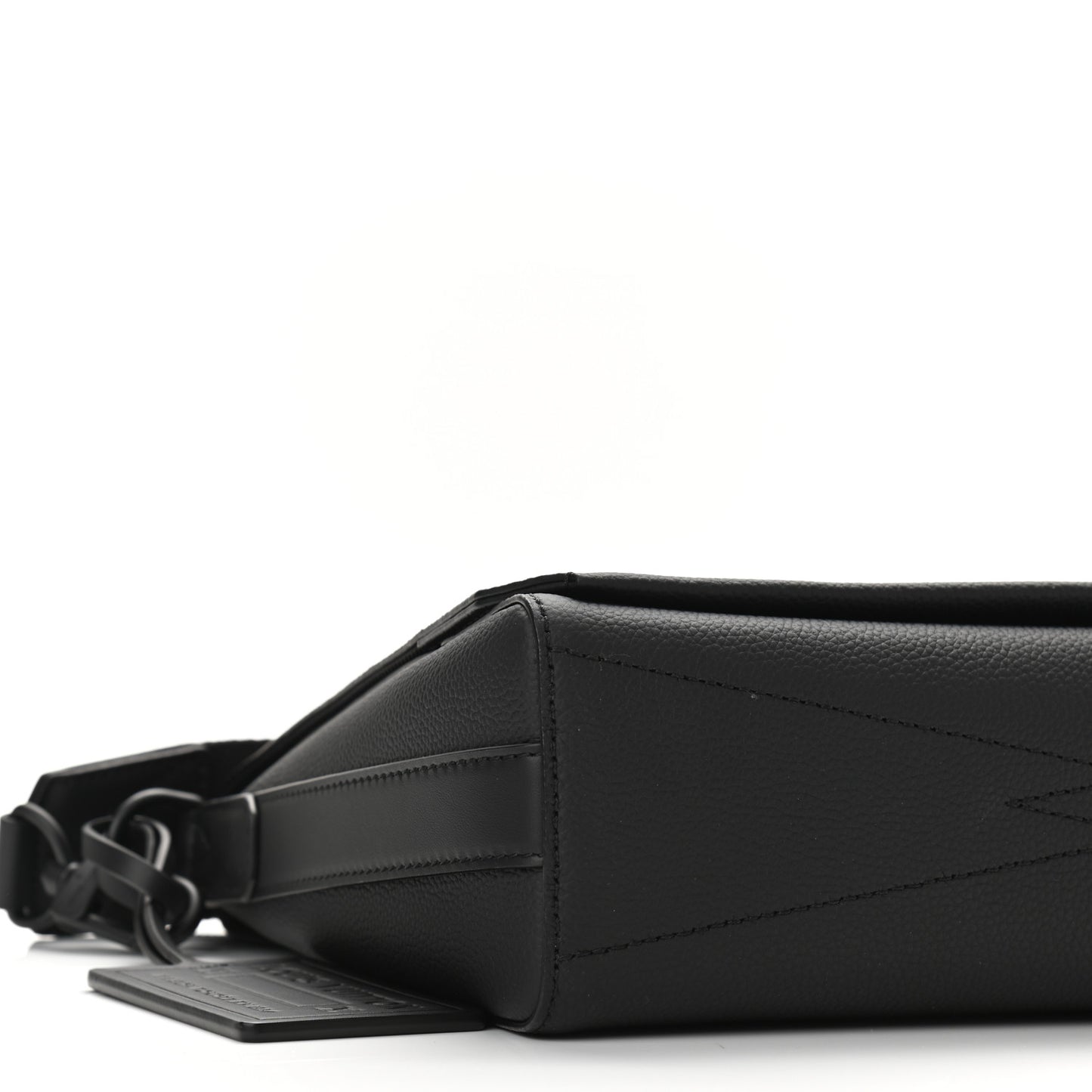 Calfskin Aerogram Messenger Black