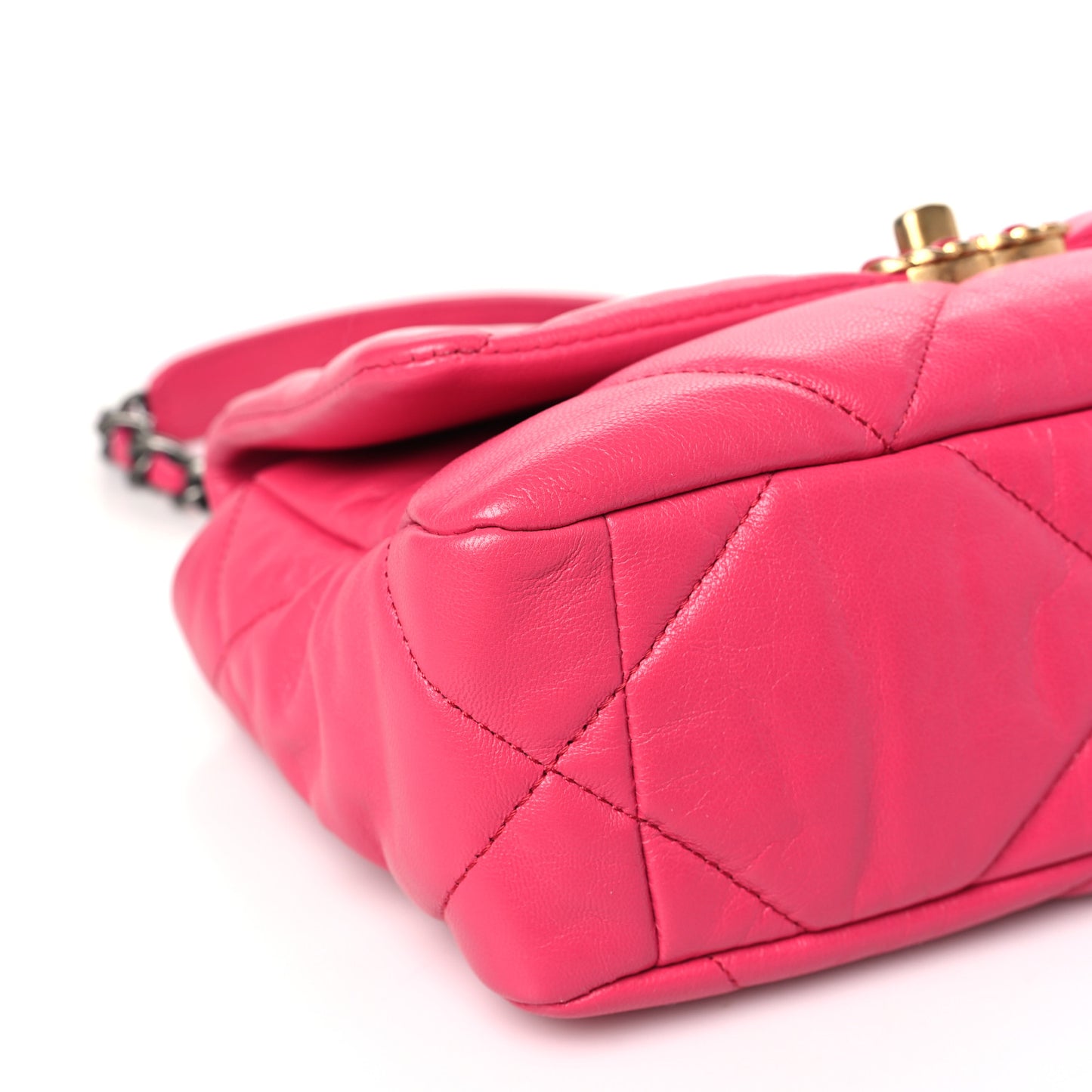 Lambskin Quilted Medium Chanel 19 Flap Pink