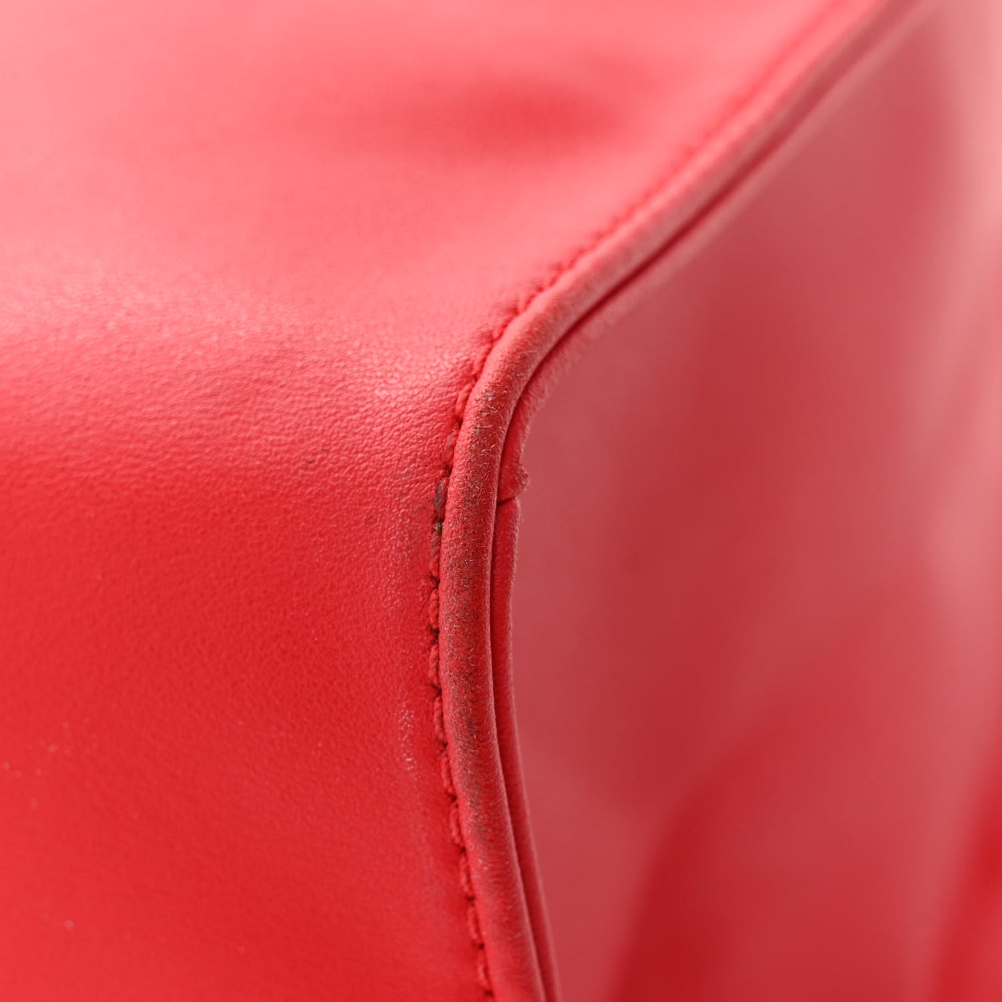Vegan Leather Medium Shopping Bag Red