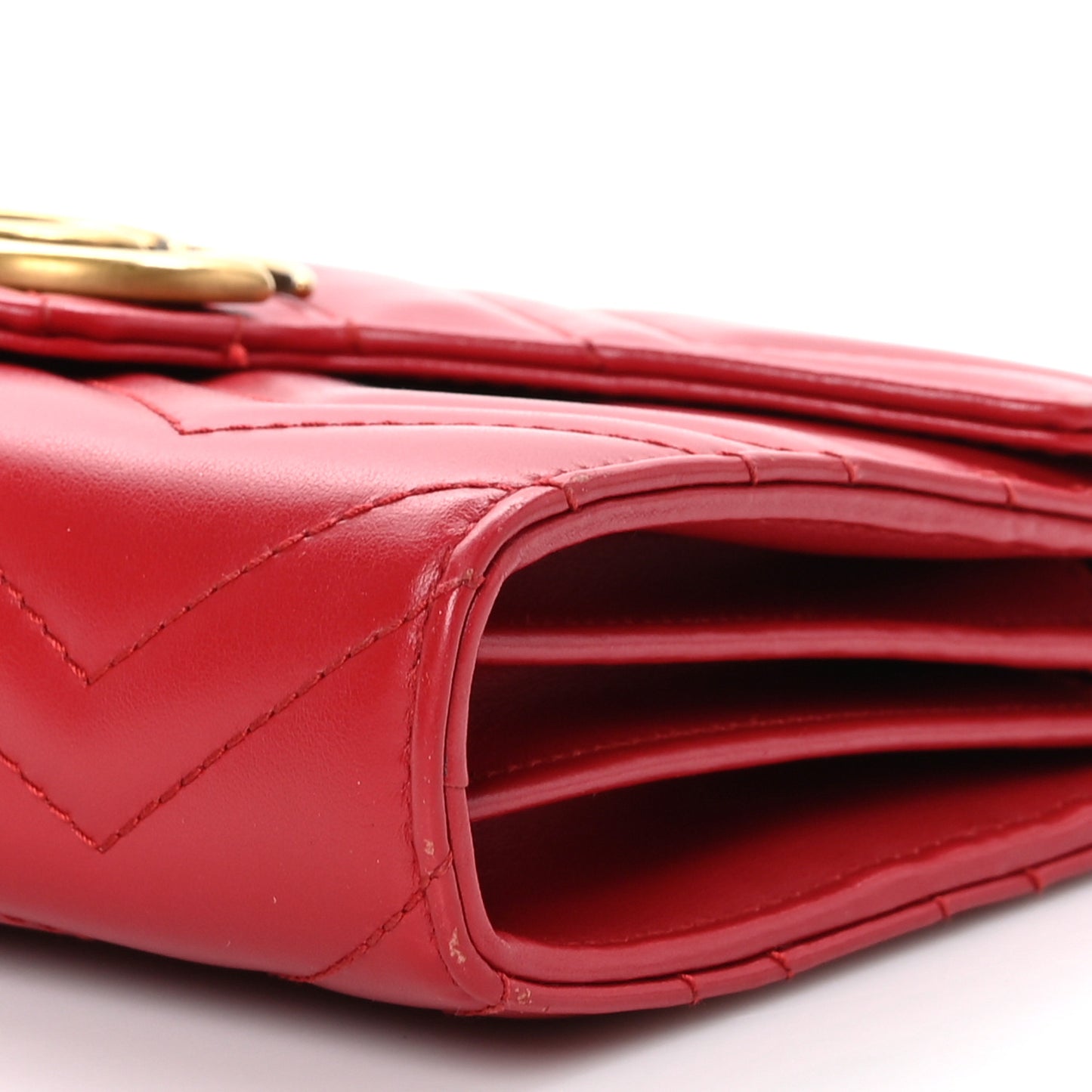 Calfskin Matelasse GG Marmont Chain Wallet Hibiscus Red
