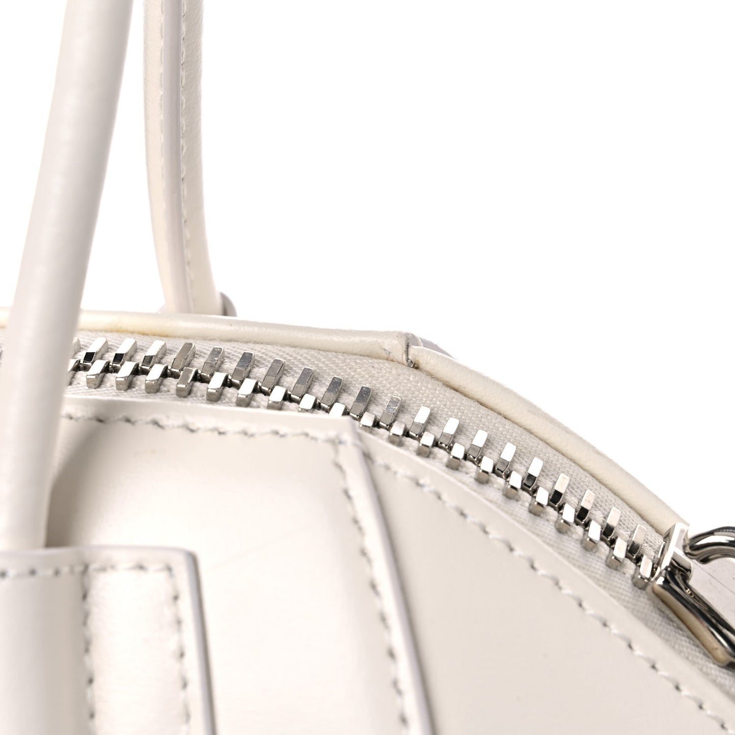Box Calfskin Mini Lock Antigona Shoulder Bag White