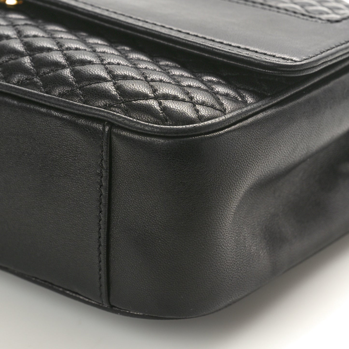 Lambskin Quilted Victoire Shoulder Bag Black