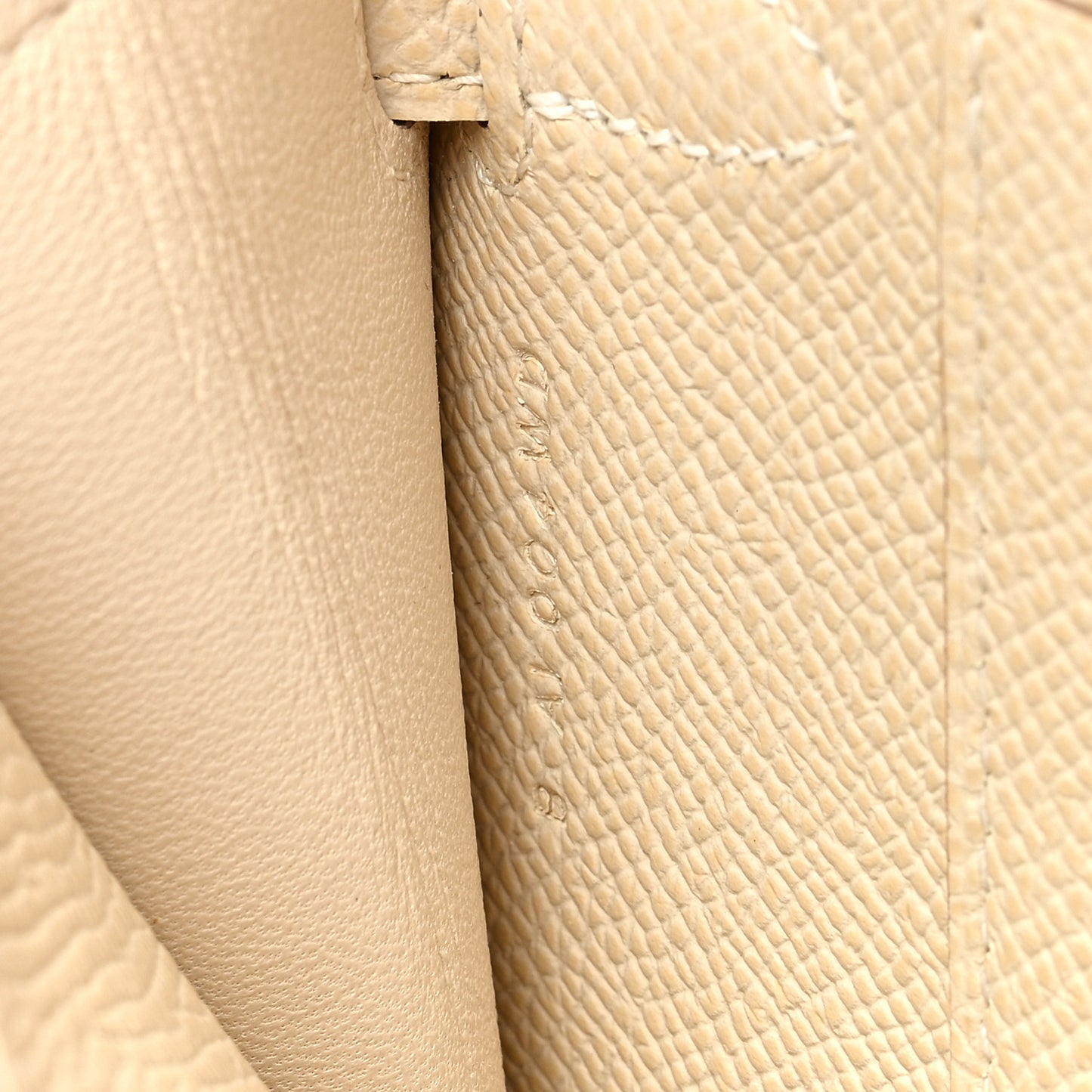 Epsom Kelly Wallet To Go Nata