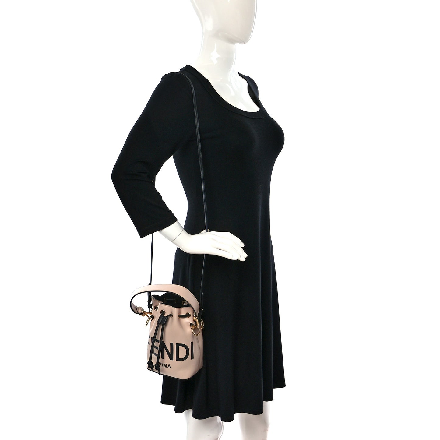 Vitello Fluffy Grace F is Fendi Logo Embossed Mini Mon Tresor Bucket Bag Rosa Quarzo Black