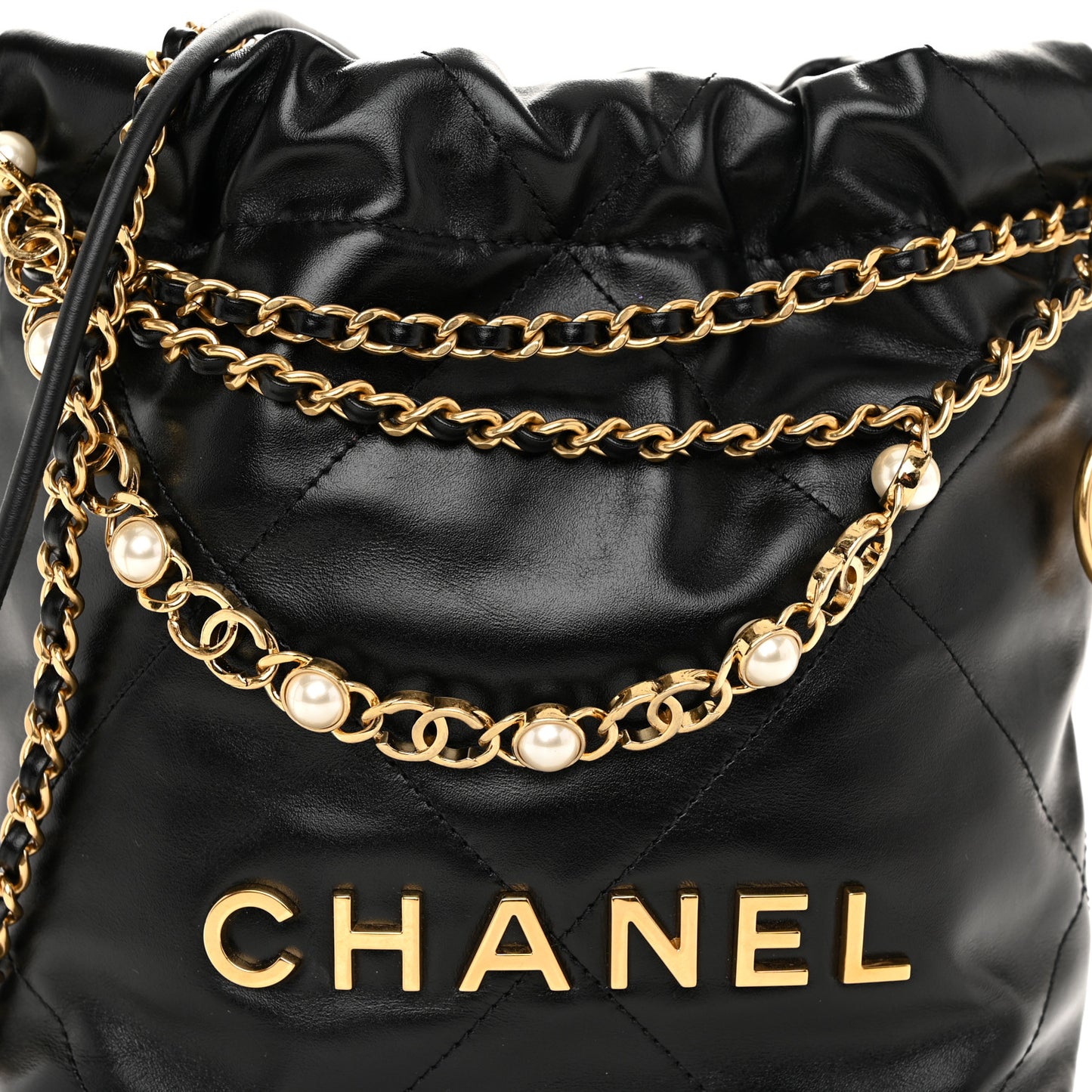 Shiny Calfskin Quilted Pearl CC Chain Mini Chanel 22 Black