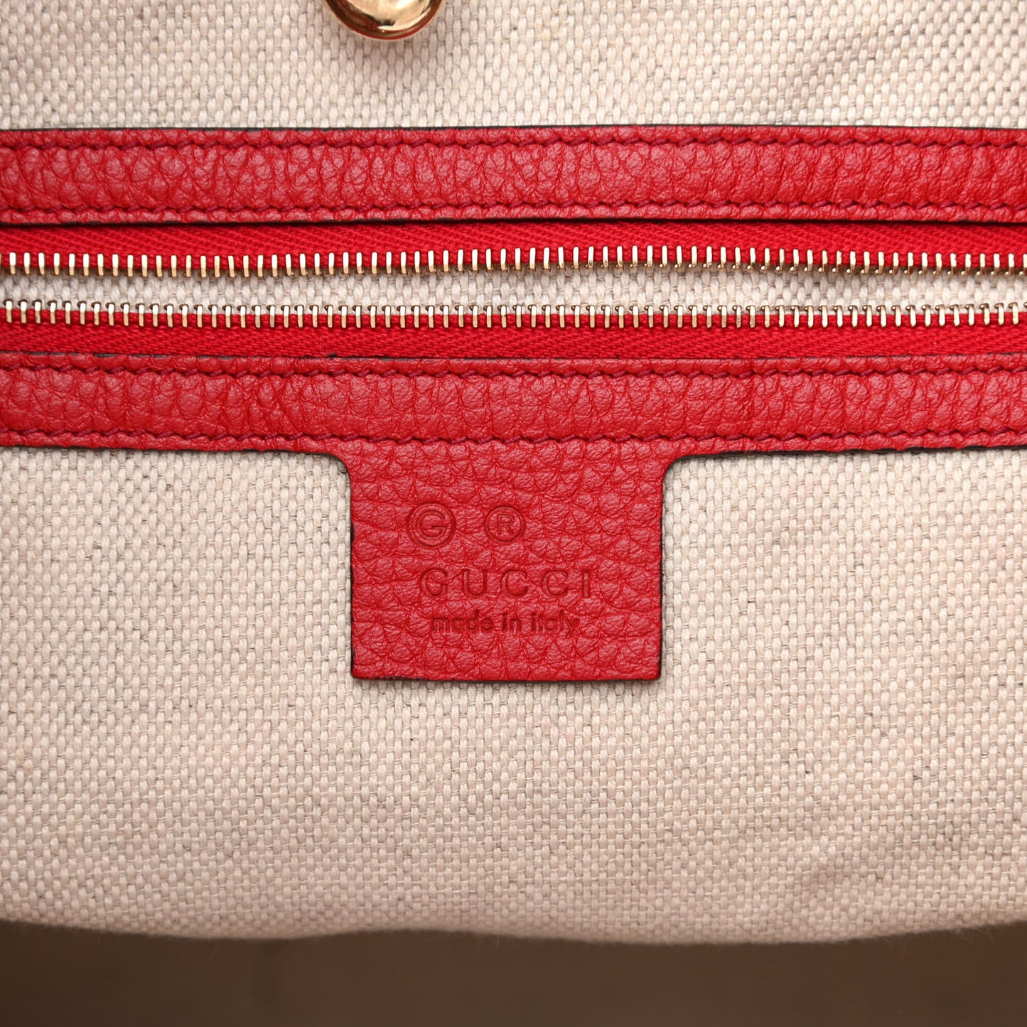 Cellarius Calfskin Medium Soho Chain Shoulder Bag Vibrant Red