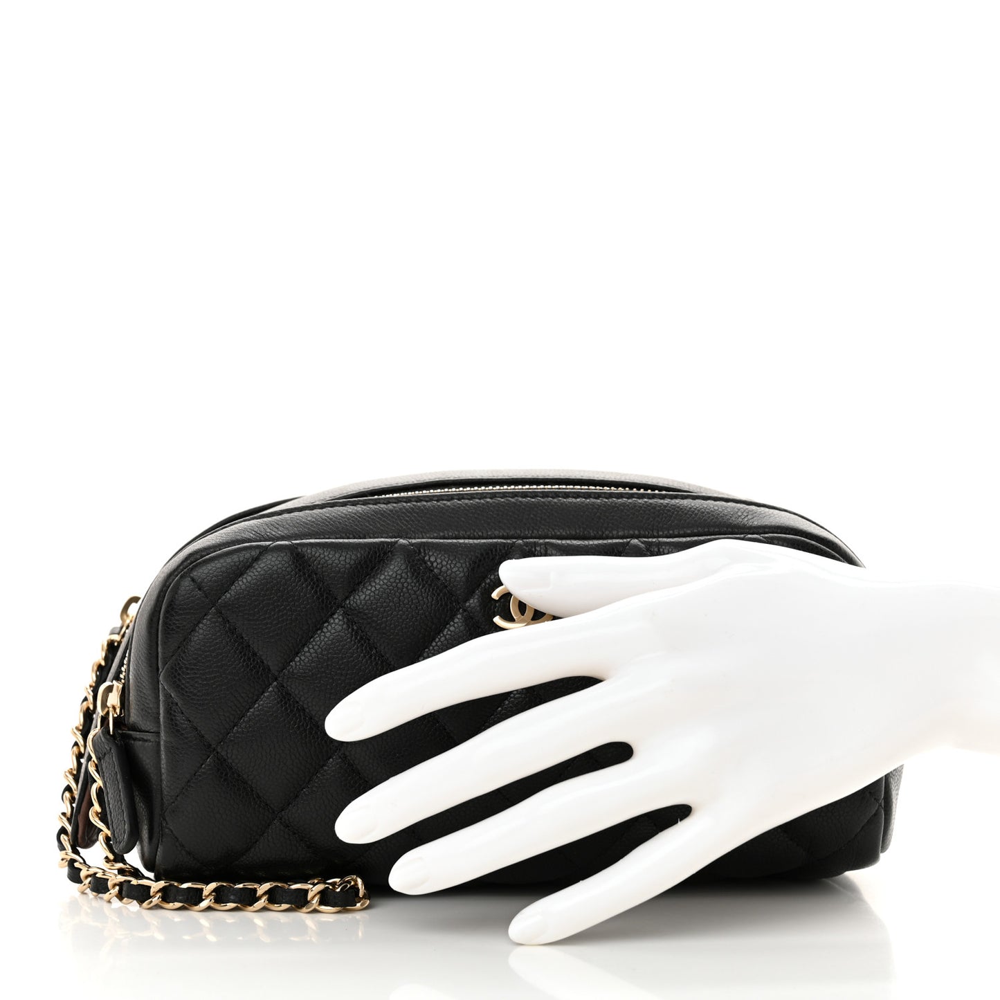 Caviar Quilted Toiletry Case With Chain Black