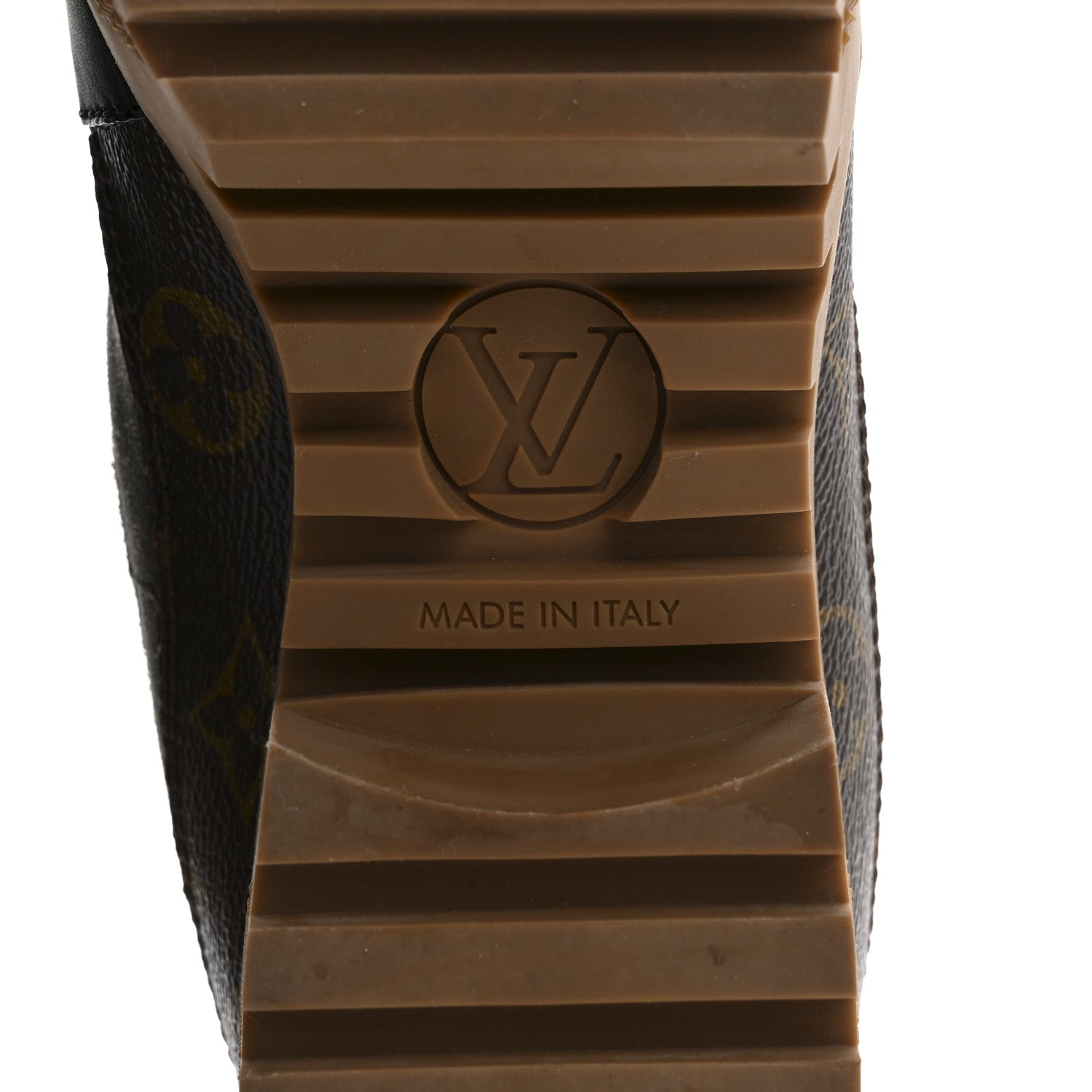 Louis Vuitton Suede Calfskin Monogram Laureate Platform Desert Boots 40 Grey 8 of 11