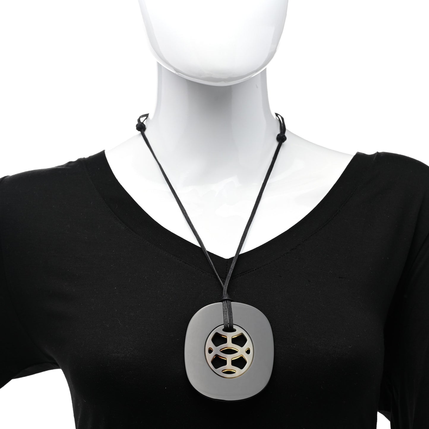 Buffalo Horn Lacquer Lift Necklace