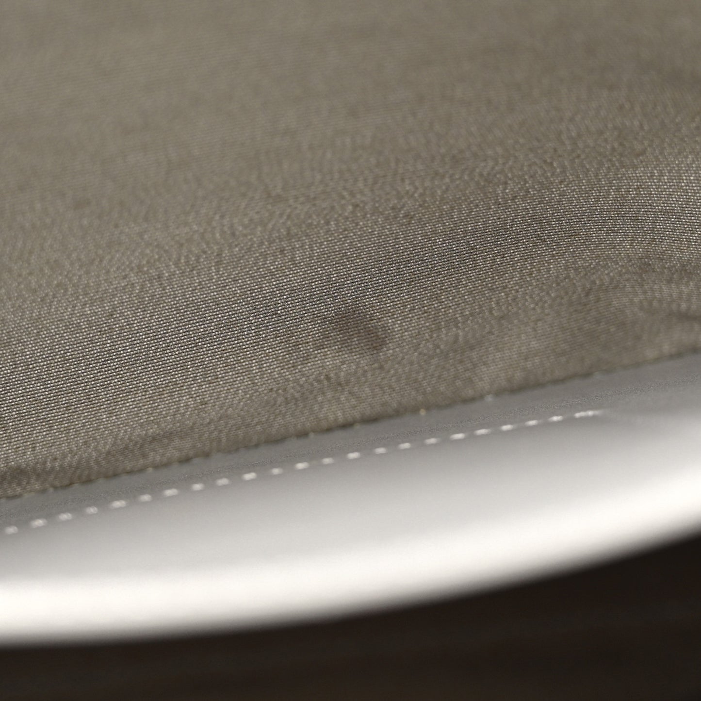 Smooth Calfskin Medium Antigona Soft Lock Duffle Bag Pearl Grey