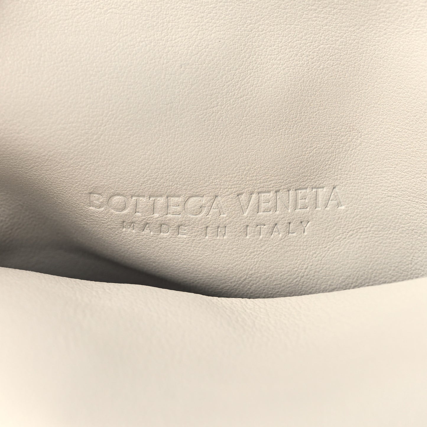 Lambskin BV Trine Clutch Bianco
