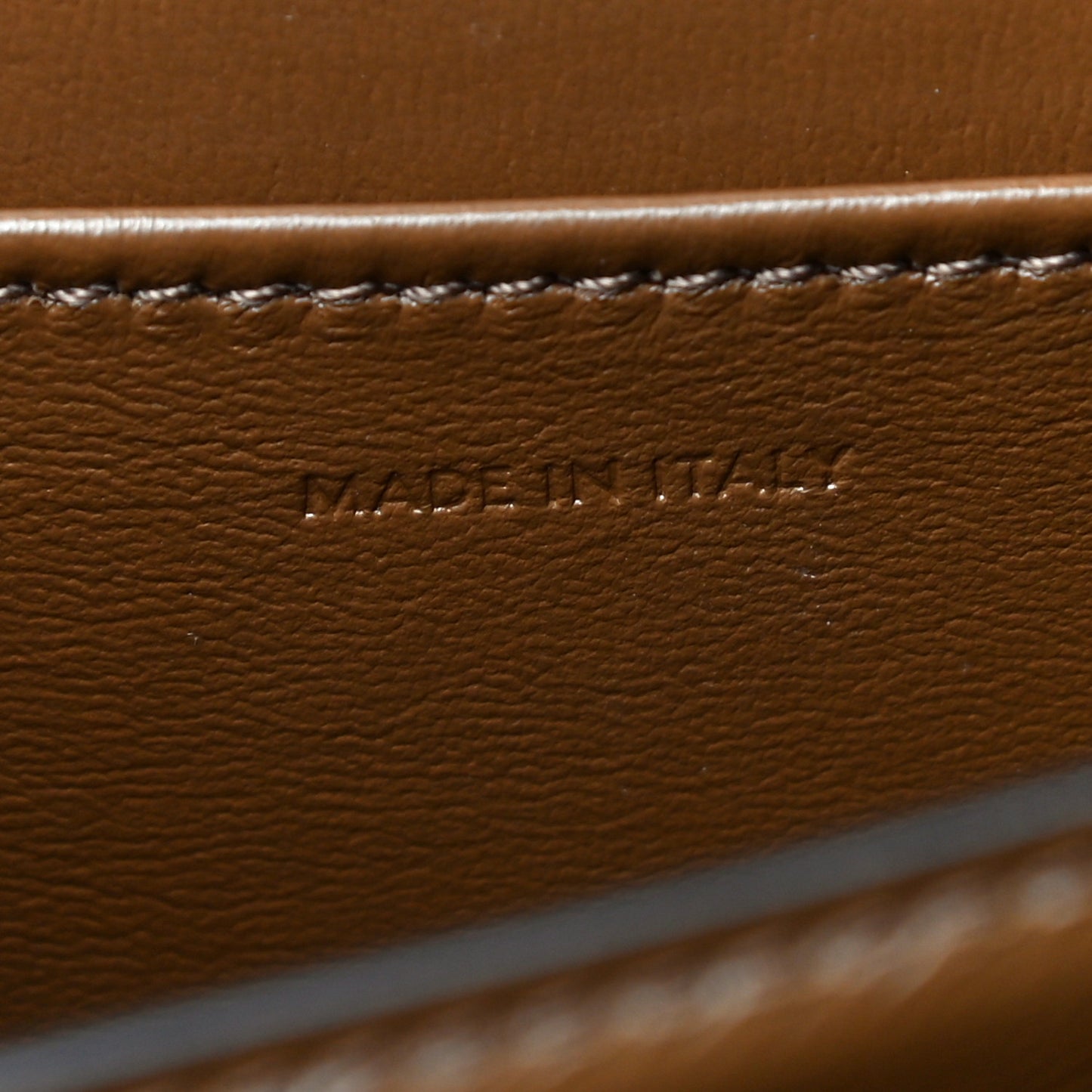 Box Calfskin Teen Classic Box Flap Bag Camel