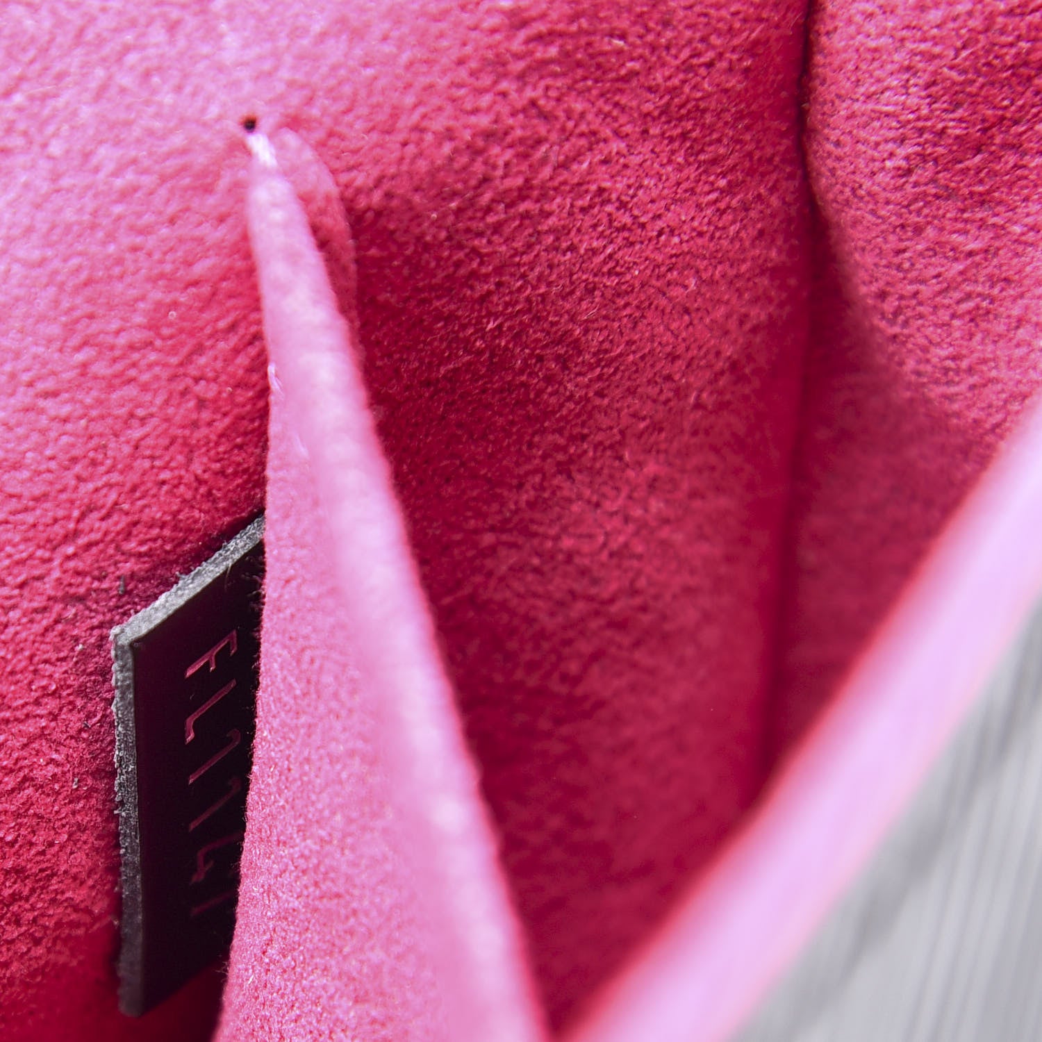 Louis Vuitton Epi Saint Cloud NM Black 6 of 11