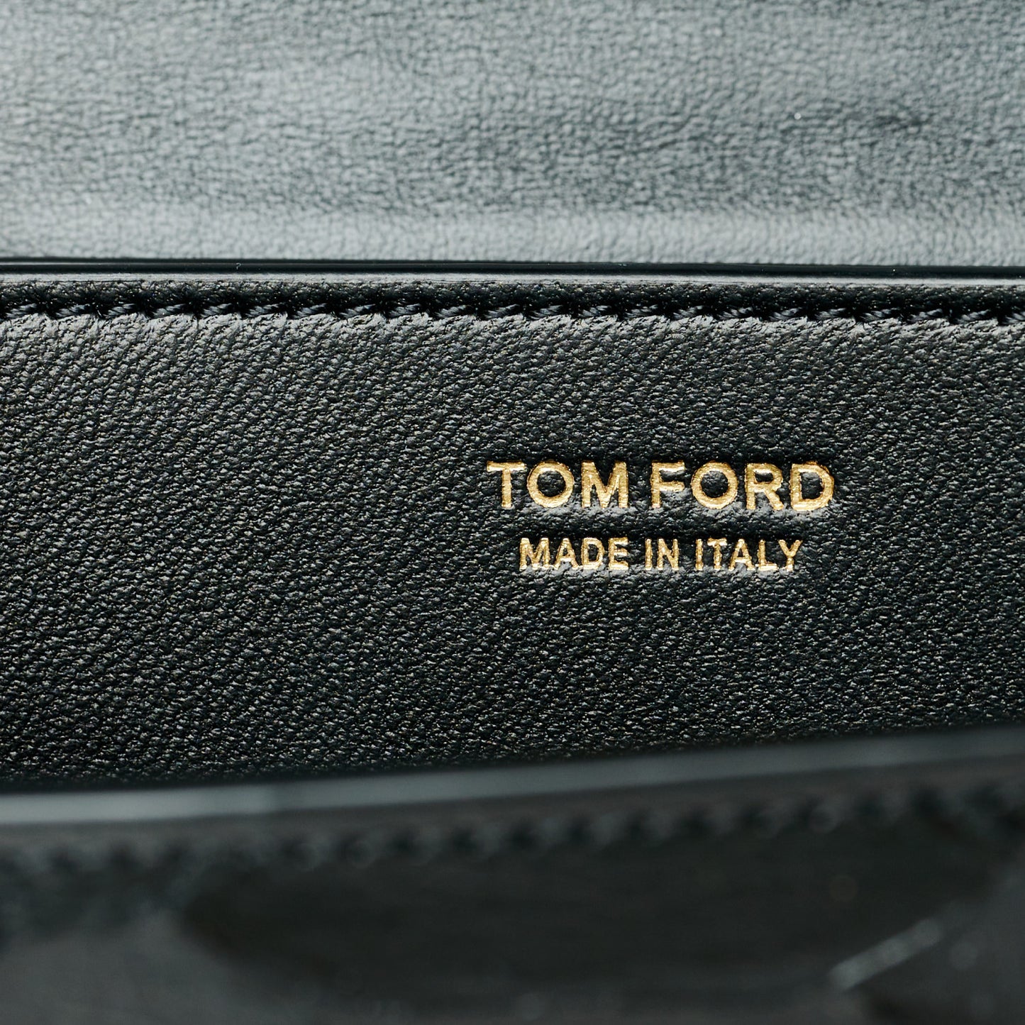 Semi Shiny Snakeskin 001 Chain Wallet Black