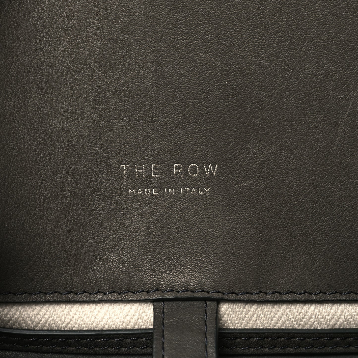 Polished Saddle Calfskin Soft Margaux 12 Koala Grey