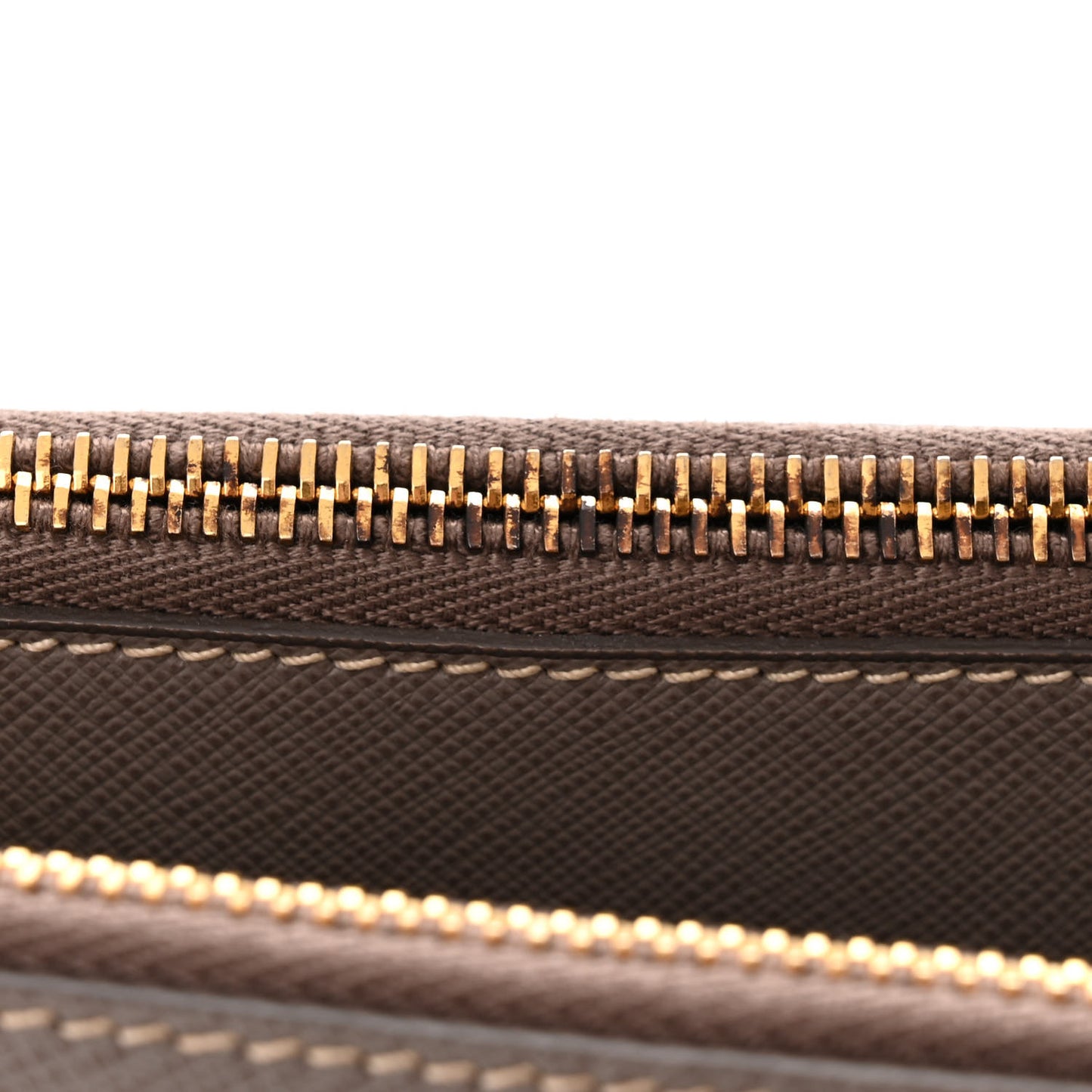 Saffiano Medium Galleria Double Zip Tote Argilla