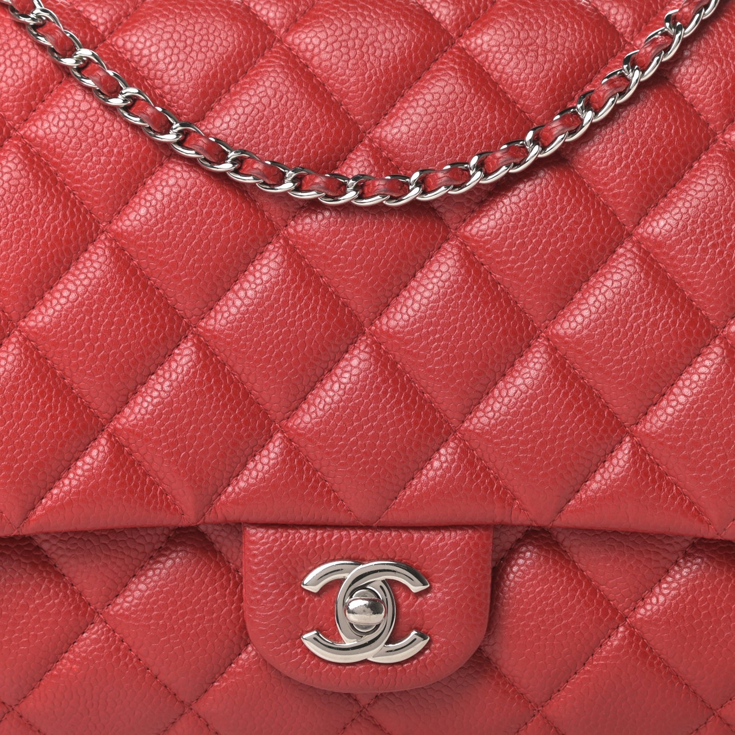 Caviar Quilted Clutch With Chain Flap Red