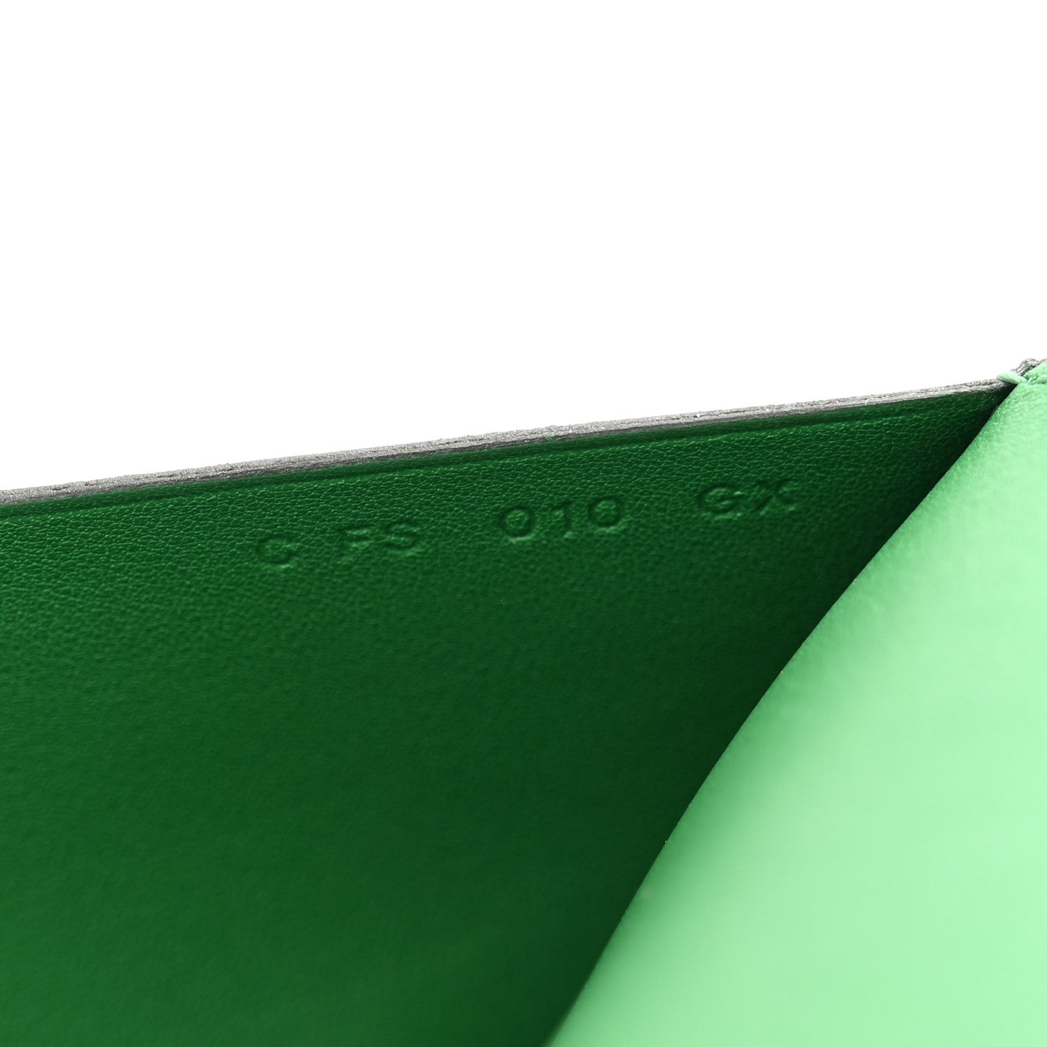Hermes Swift Eazip Act III Scene 1 PM Book Cover Vert Vertigo 7 of 7