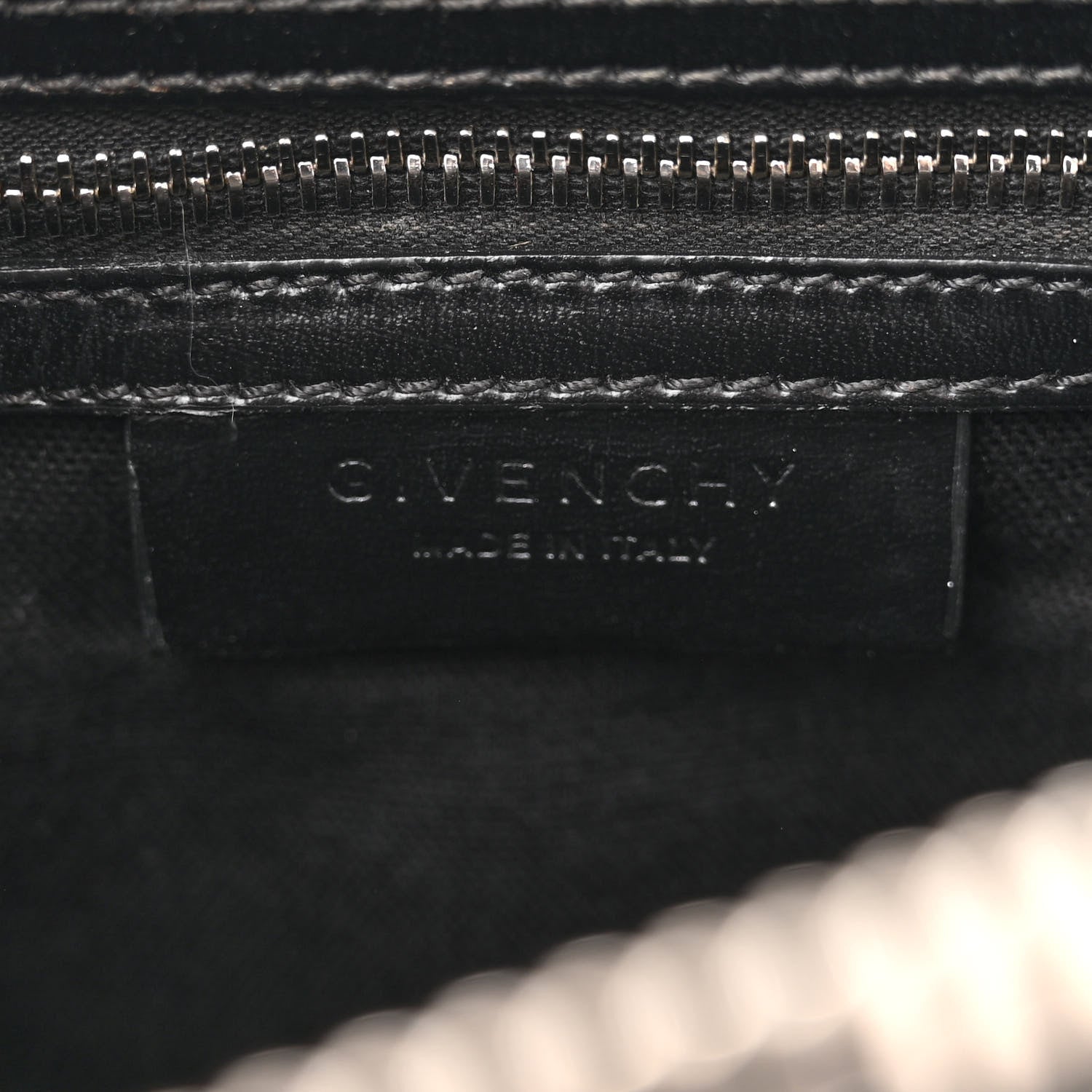 Givenchy Shiny Lord Calfskin Medium Antigona Black 6 of 20