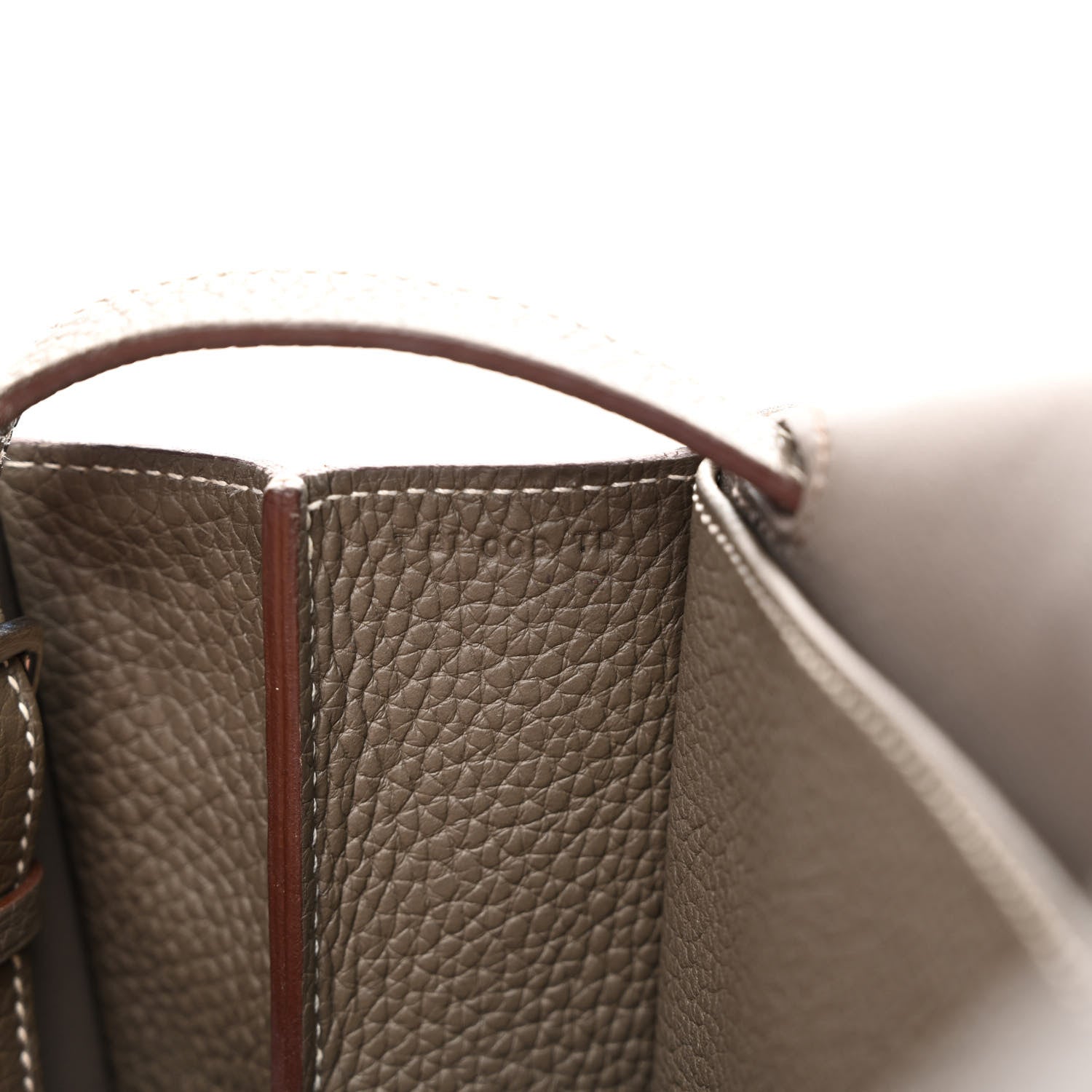 Hermes Taurillon Clemence Halzan 31 GM Etain 7 of 13