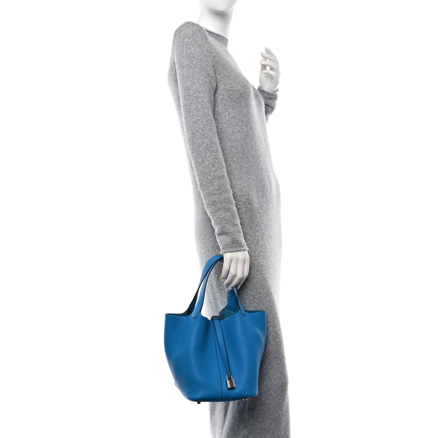Hermes Taurillon Clemence Picotin Lock 22 MM Bleu Frida 2 of 12