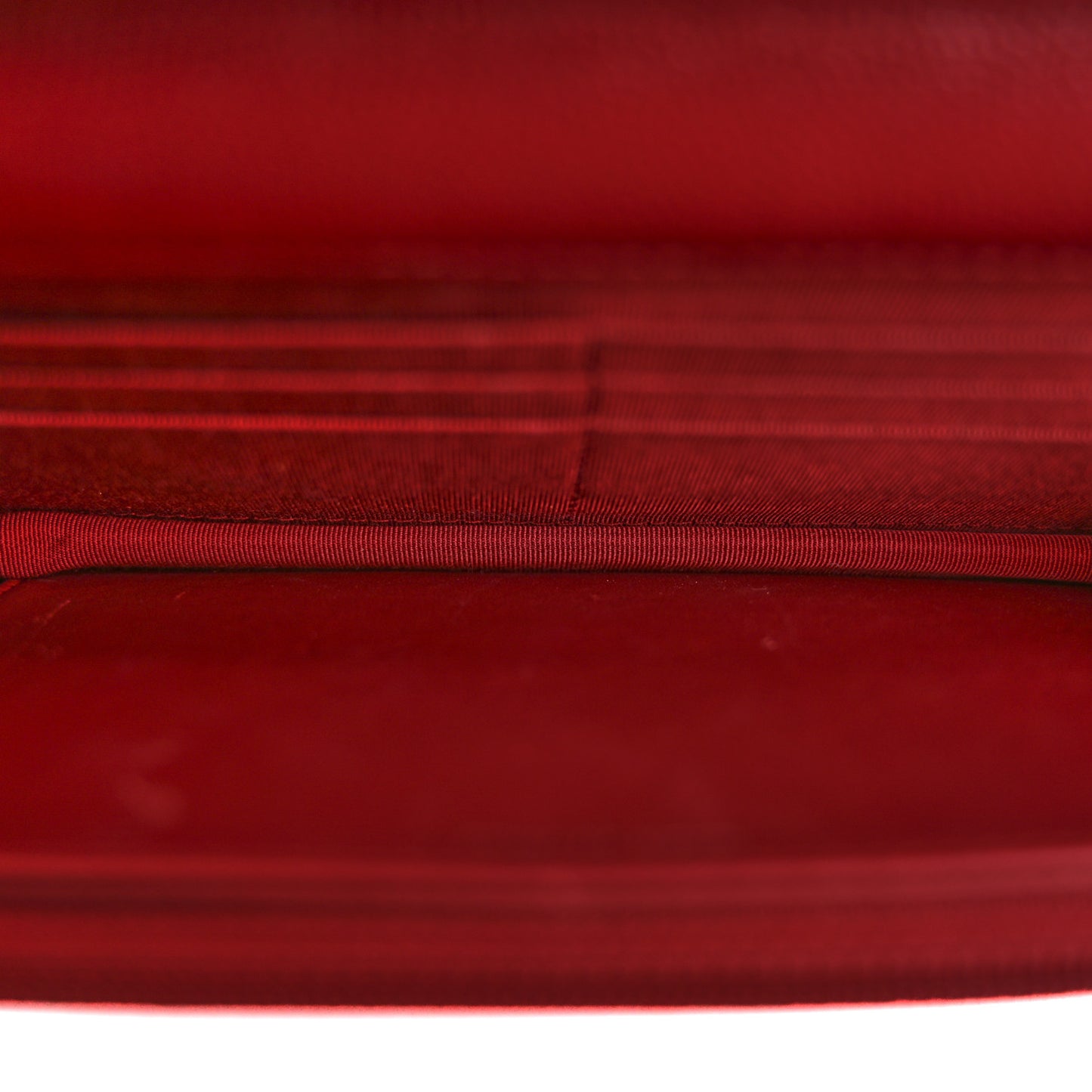 Caviar Quilted Wallet on Chain WOC Red