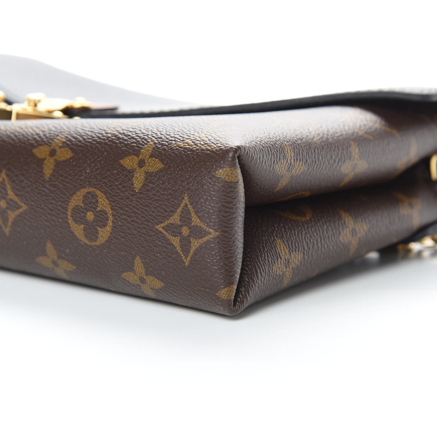 Monogram Pallas Chain Black