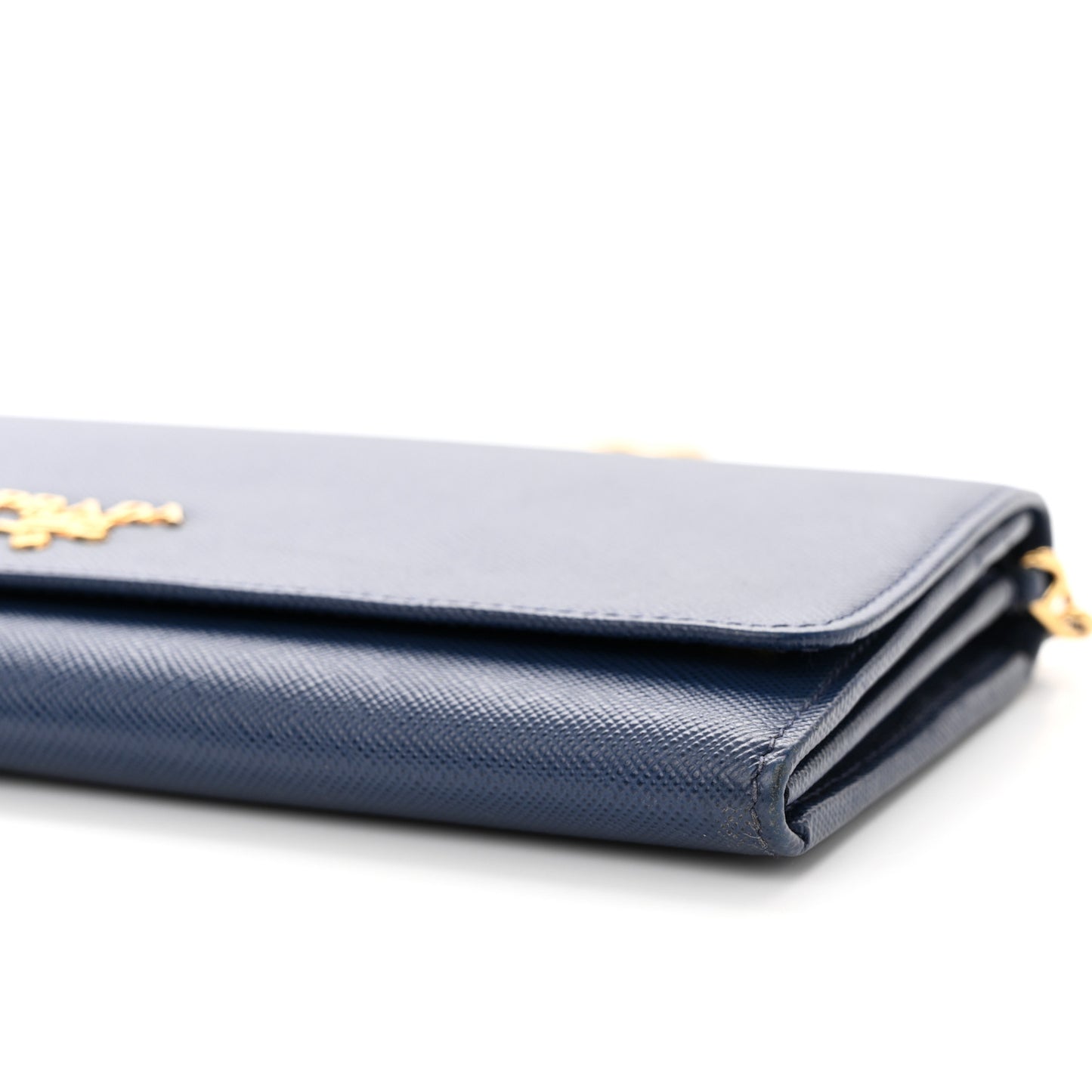 Saffiano Metal Oro Chain Wallet Bleuette