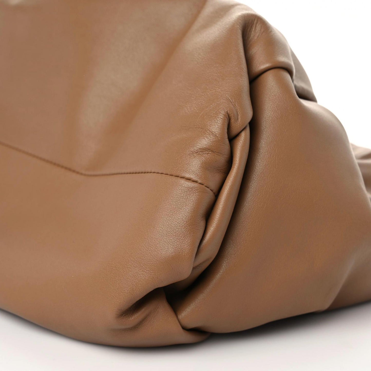 Smooth Butter Calfskin Small The Shoulder Pouch Cammello