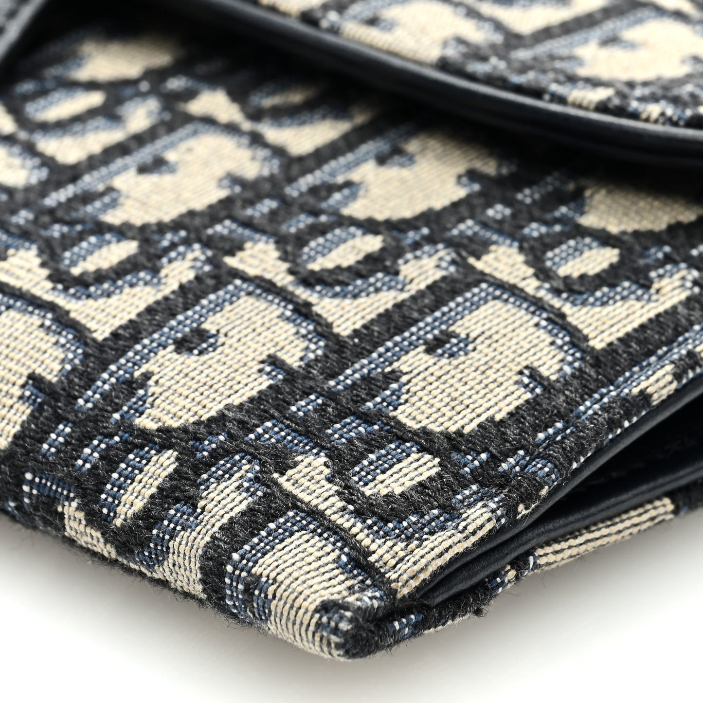 Oblique Saddle Chain Long Wallet Blue