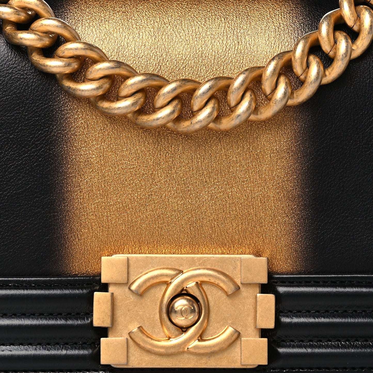 Metallic Glazed Calfskin Medium Boy Flap Black Gold
