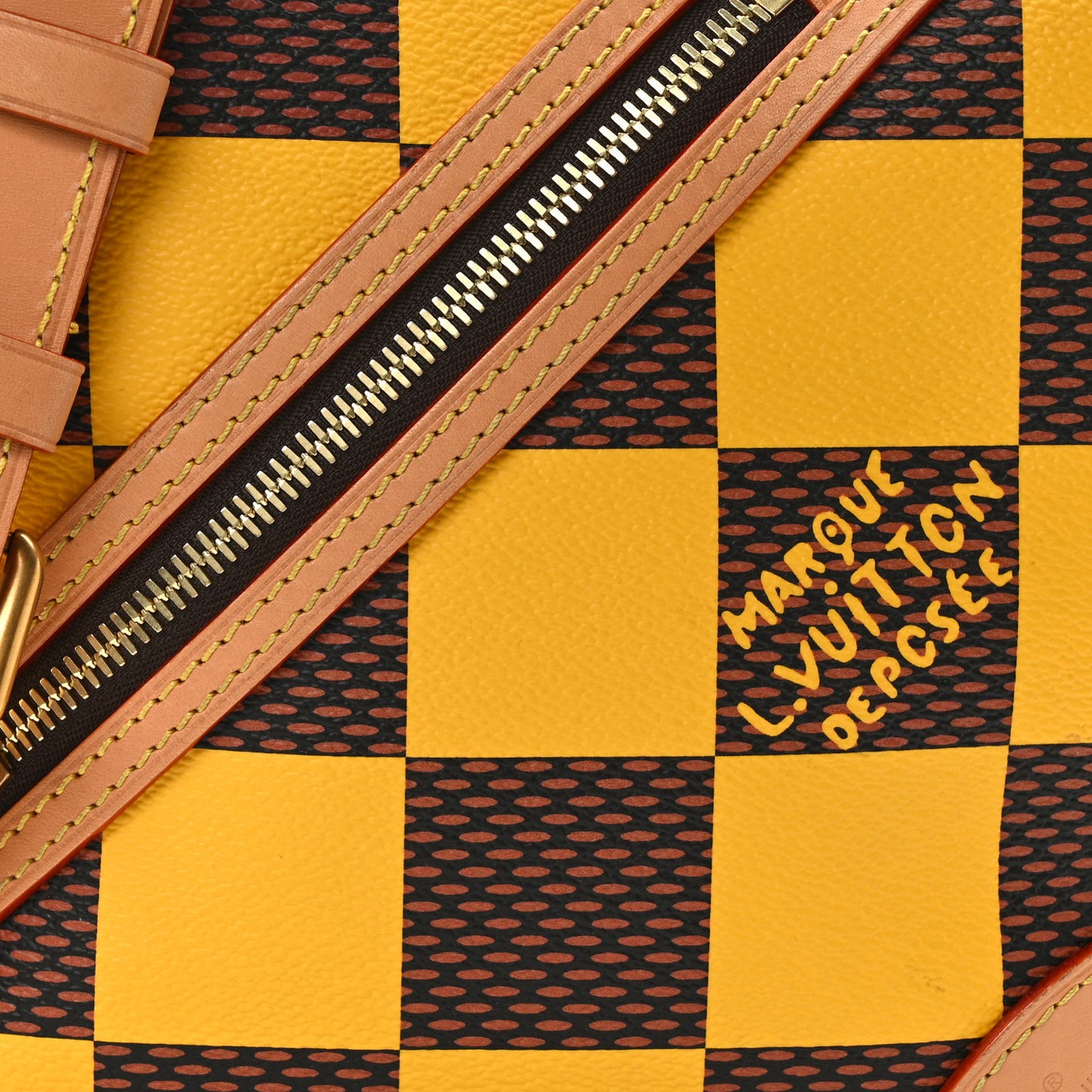 Damier Pop Chess Messenger Jaune Mat