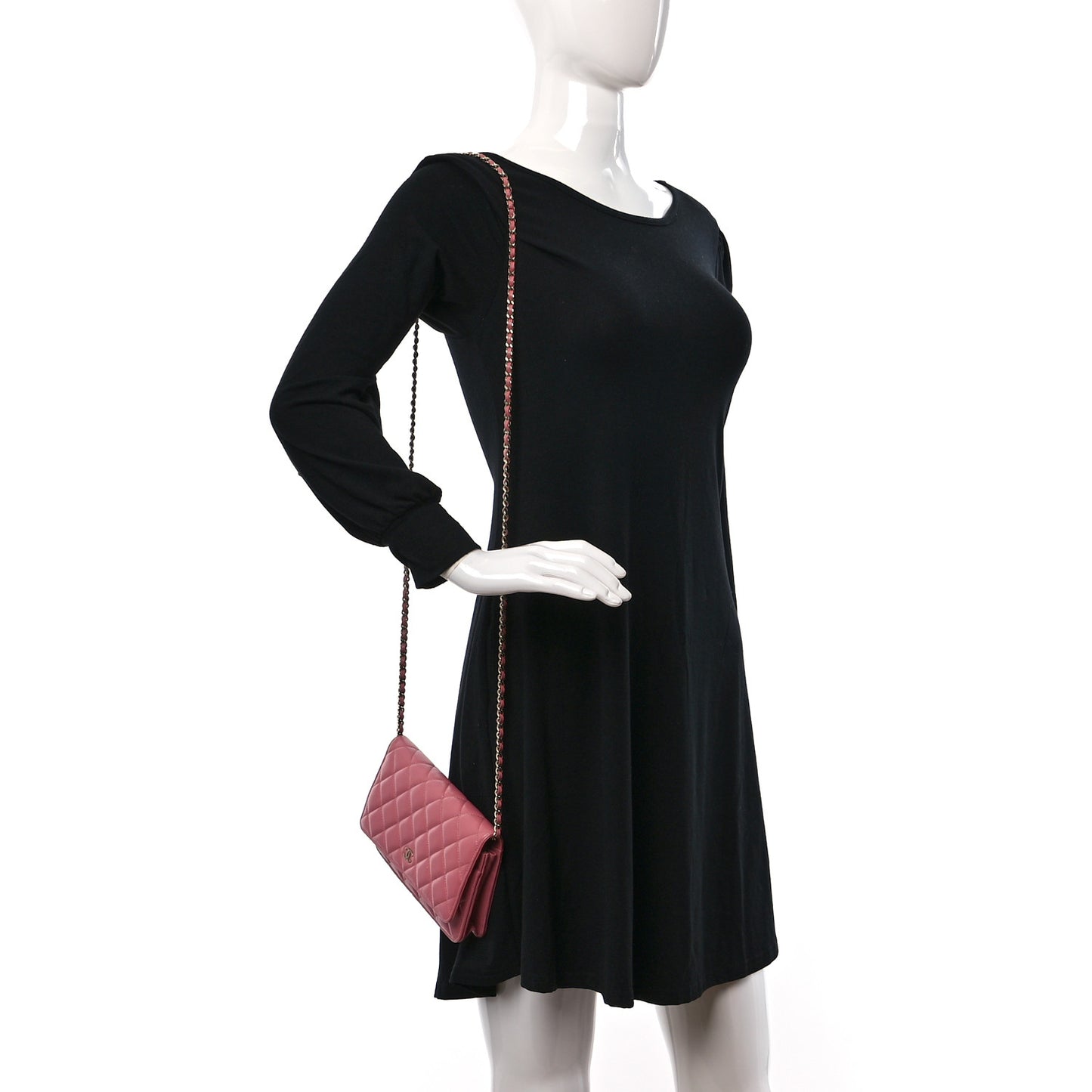 Caviar Quilted Wallet On Chain WOC Dark Pink