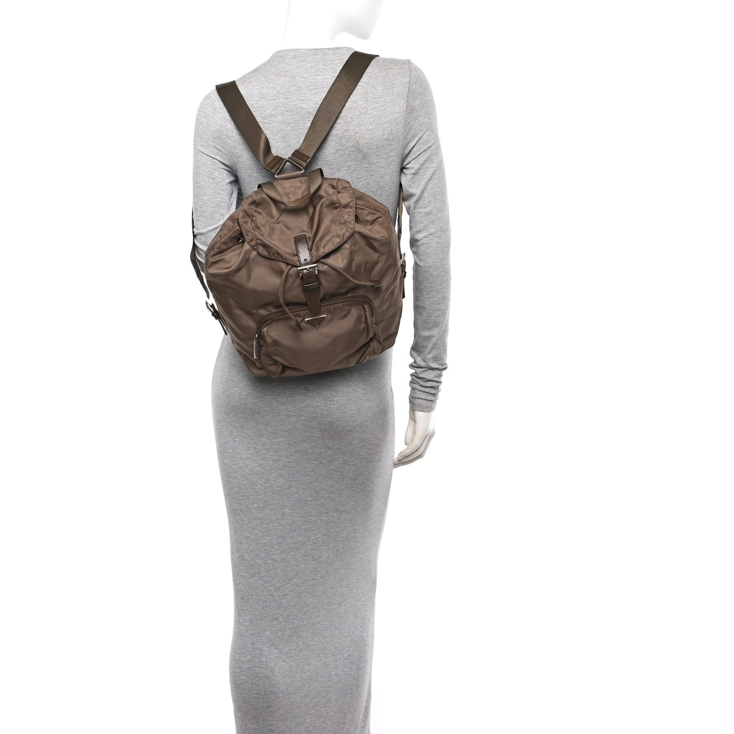Nylon Vela Medium Cinch Backpack Antilope