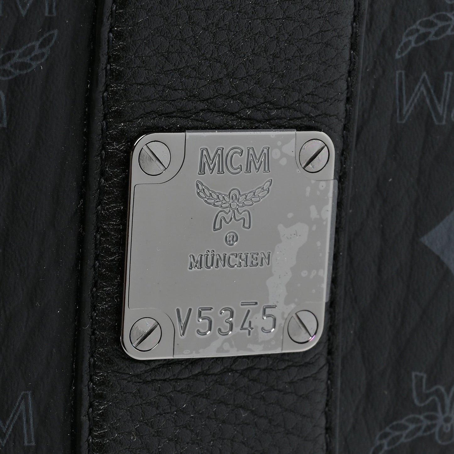 Visetos Medium Liz Reversible Shopper Tote Black