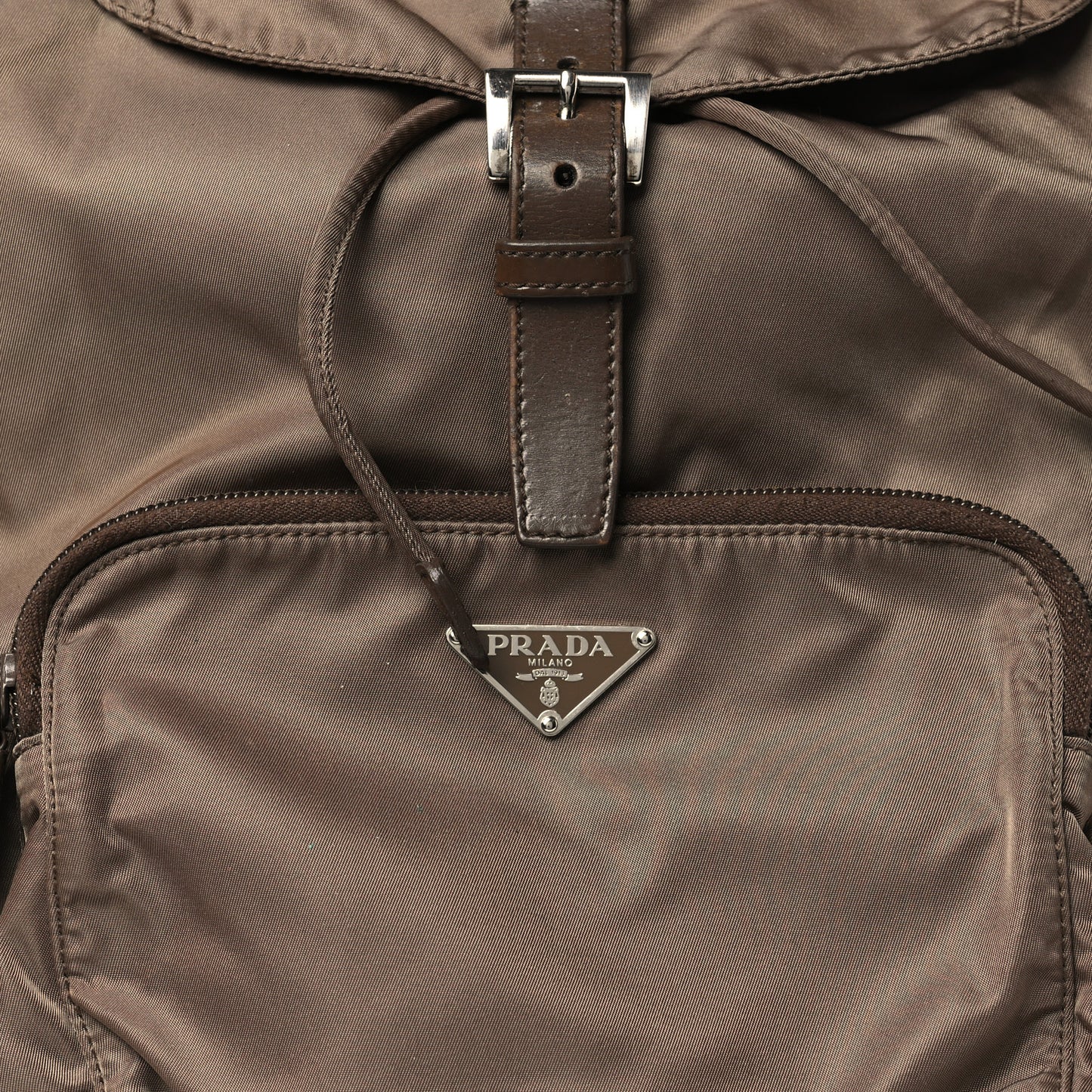 Nylon Vela Medium Cinch Backpack Antilope