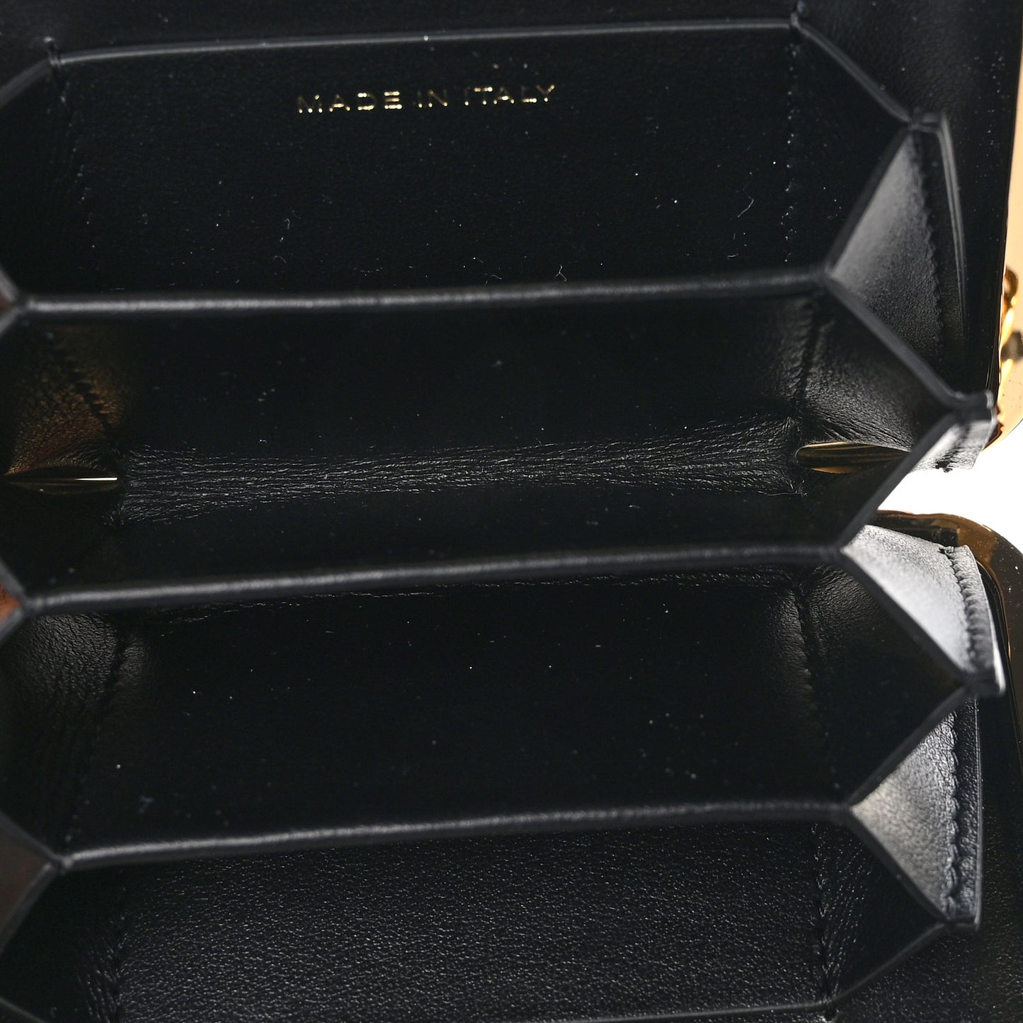 Glazed Goatskin Quilted Small Box With Chain Black